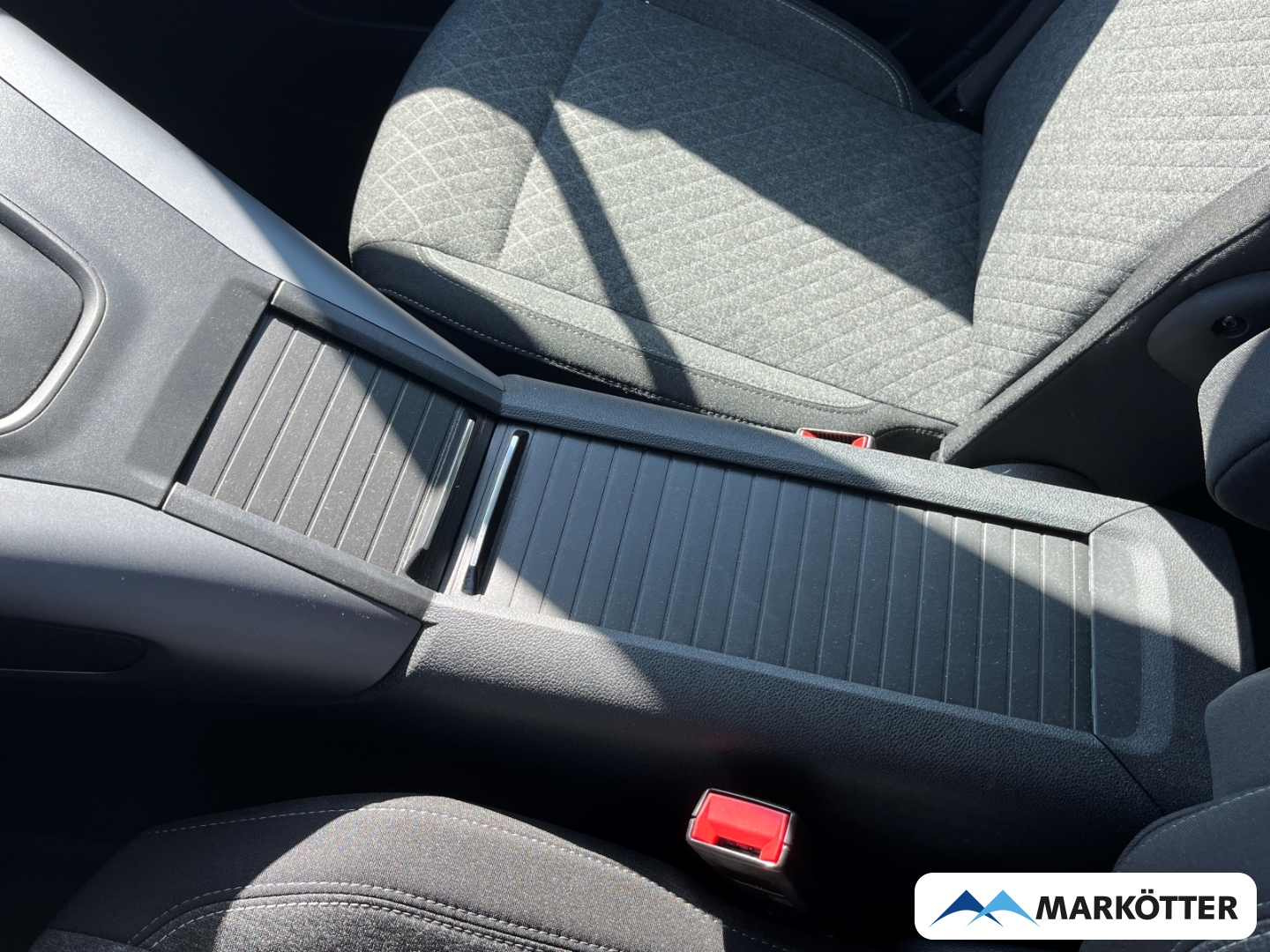 Fahrzeugabbildung Opel Combo Life 1.5D Ultimate ACC/SHZ/Totwinkel