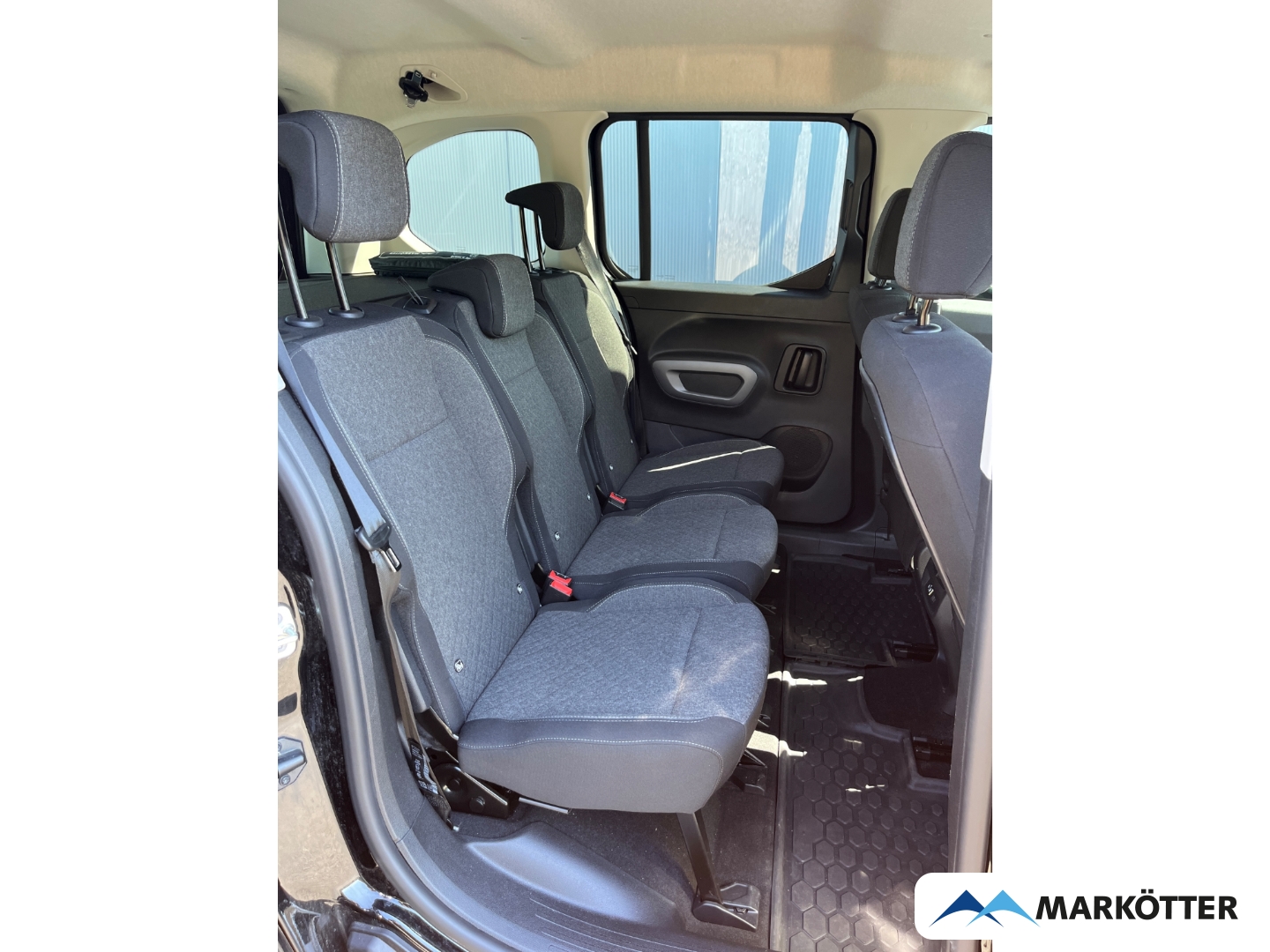 Fahrzeugabbildung Opel Combo Life 1.5D Ultimate ACC/SHZ/Totwinkel