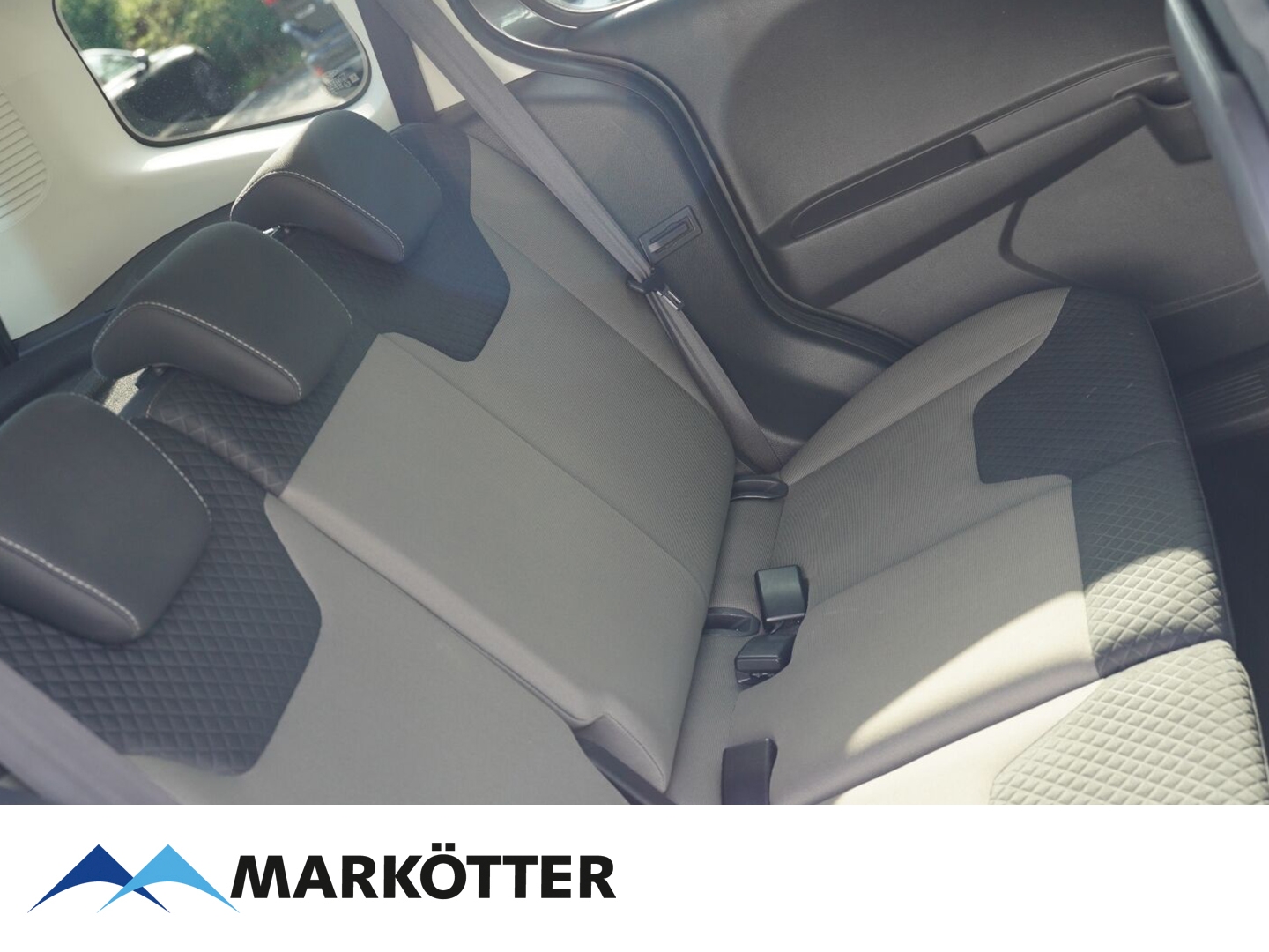 Fahrzeugabbildung Ford Tourneo Courier Trend 1.0 EcoBoost SZH/GRA/BT