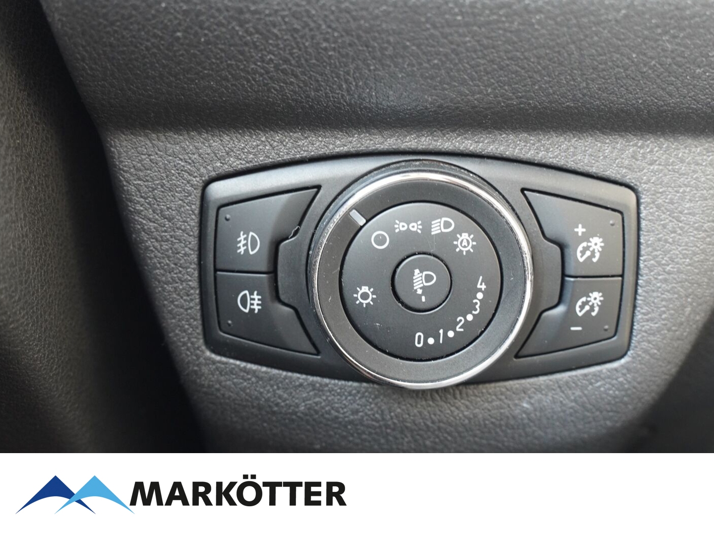 Fahrzeugabbildung Ford Tourneo Courier Trend 1.0 EcoBoost SZH/GRA/BT