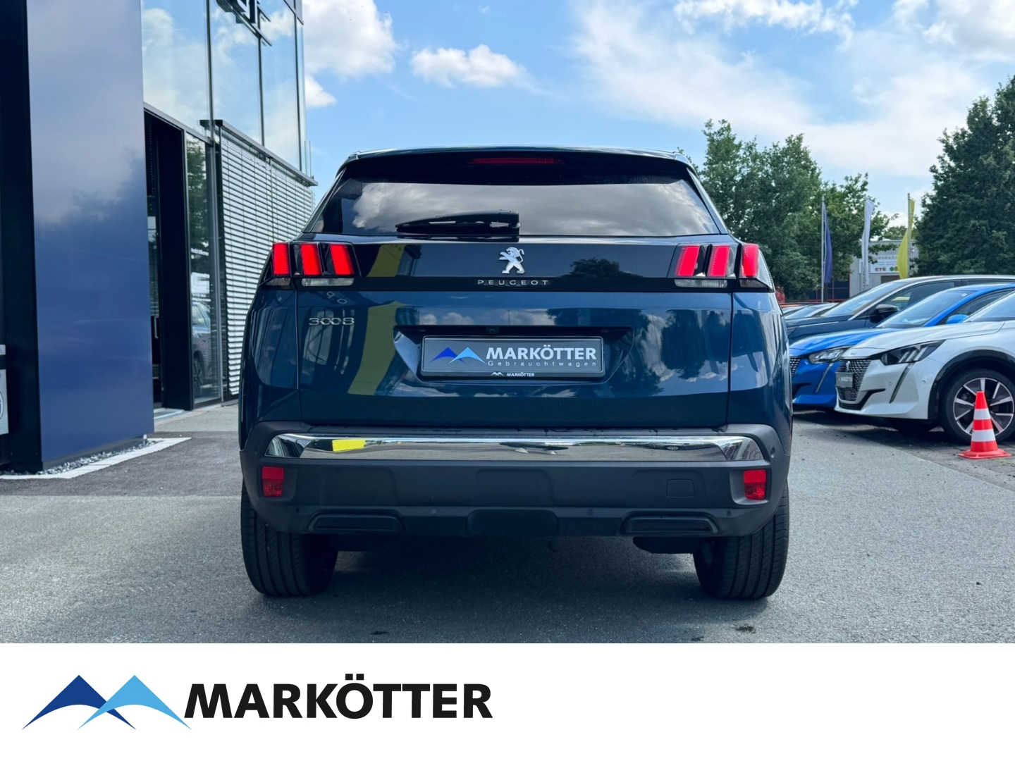 Fahrzeugabbildung Peugeot 3008 1.2 Allure Pack PureTech CAM/SHZ/PDC/APPLE