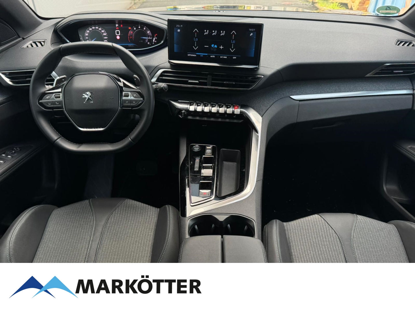Fahrzeugabbildung Peugeot 3008 1.2 Allure Pack PureTech CAM/SHZ/PDC/APPLE