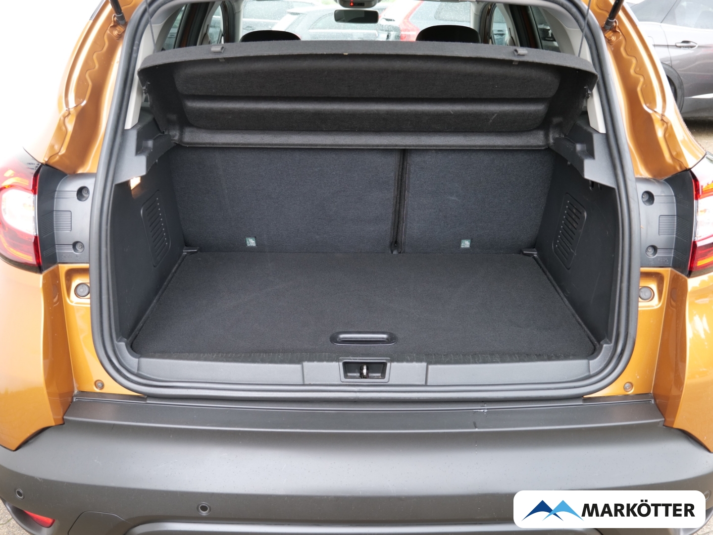 Fahrzeugabbildung Renault Captur Limited Energy Navi/Allwetter/TÜV 09-2027