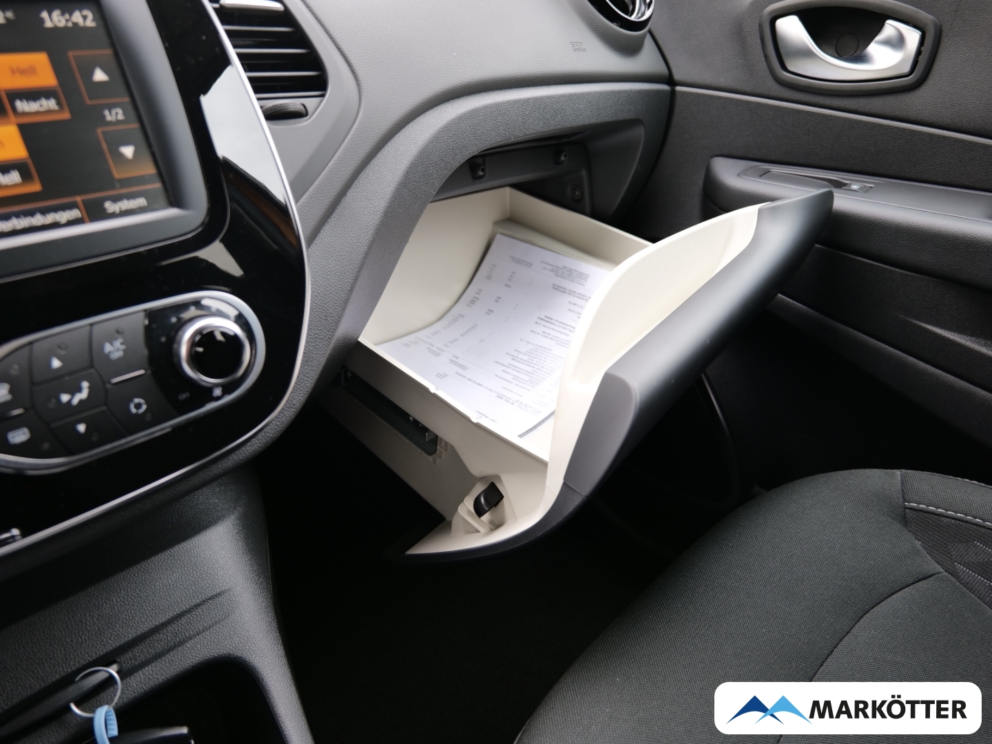 Fahrzeugabbildung Renault Captur Limited Energy Navi/Allwetter/TÜV 09-2027