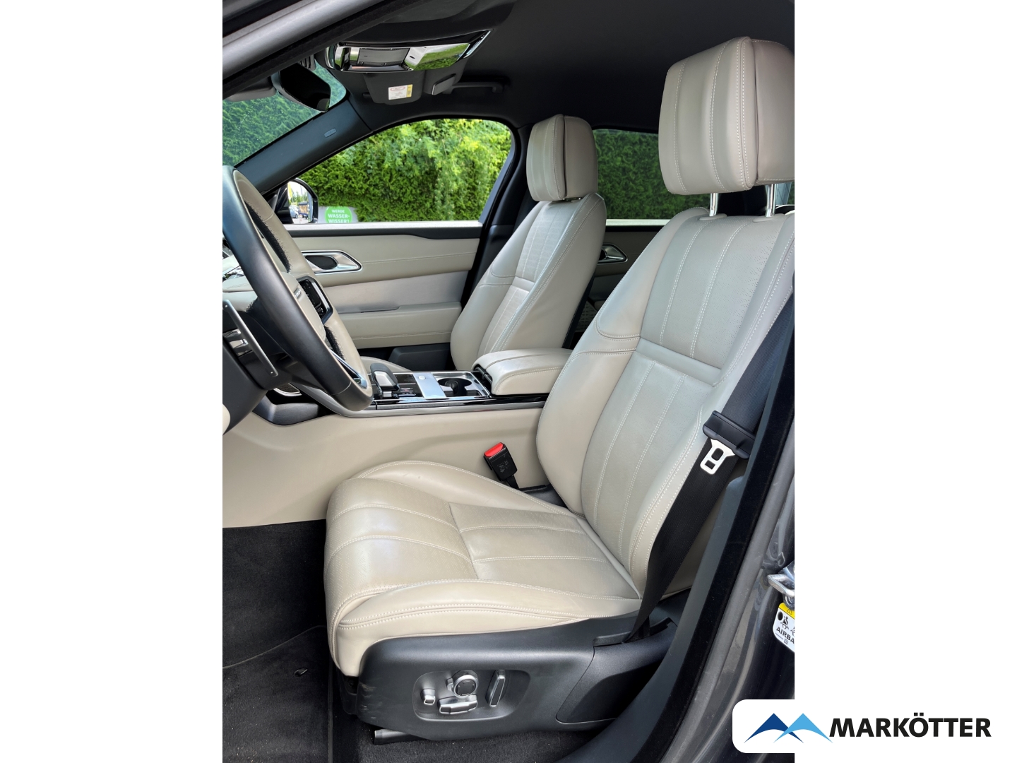 Fahrzeugabbildung Land Rover Range Rover Velar D300 R-Dynamic HSE ACC/Massage/21''