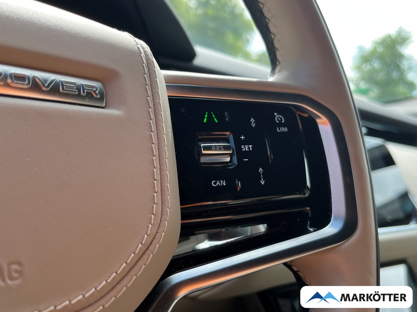 Fahrzeugabbildung Land Rover Range Rover Velar D300 R-Dynamic HSE ACC/Massage/21''