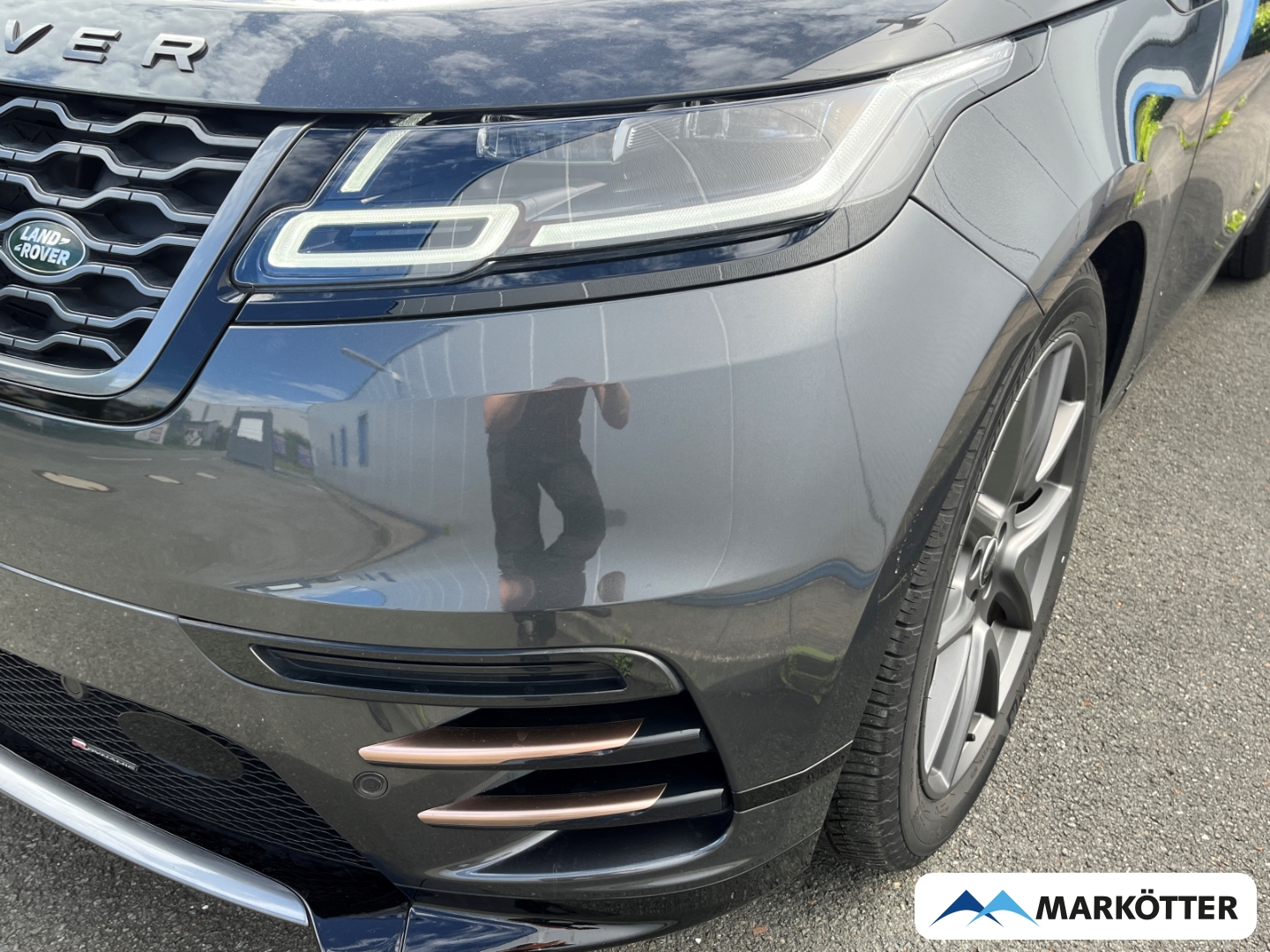Fahrzeugabbildung Land Rover Range Rover Velar D300 R-Dynamic HSE ACC/Massage/21''