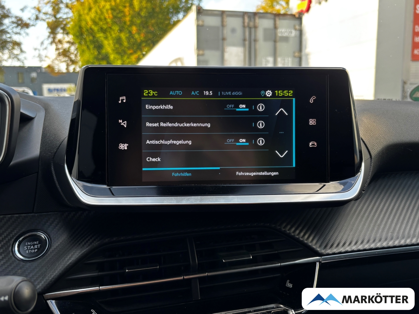 Fahrzeugabbildung Peugeot 208 e- Allure Pack ACC/CAM/LED/SHZ/CARPLAY/11kW