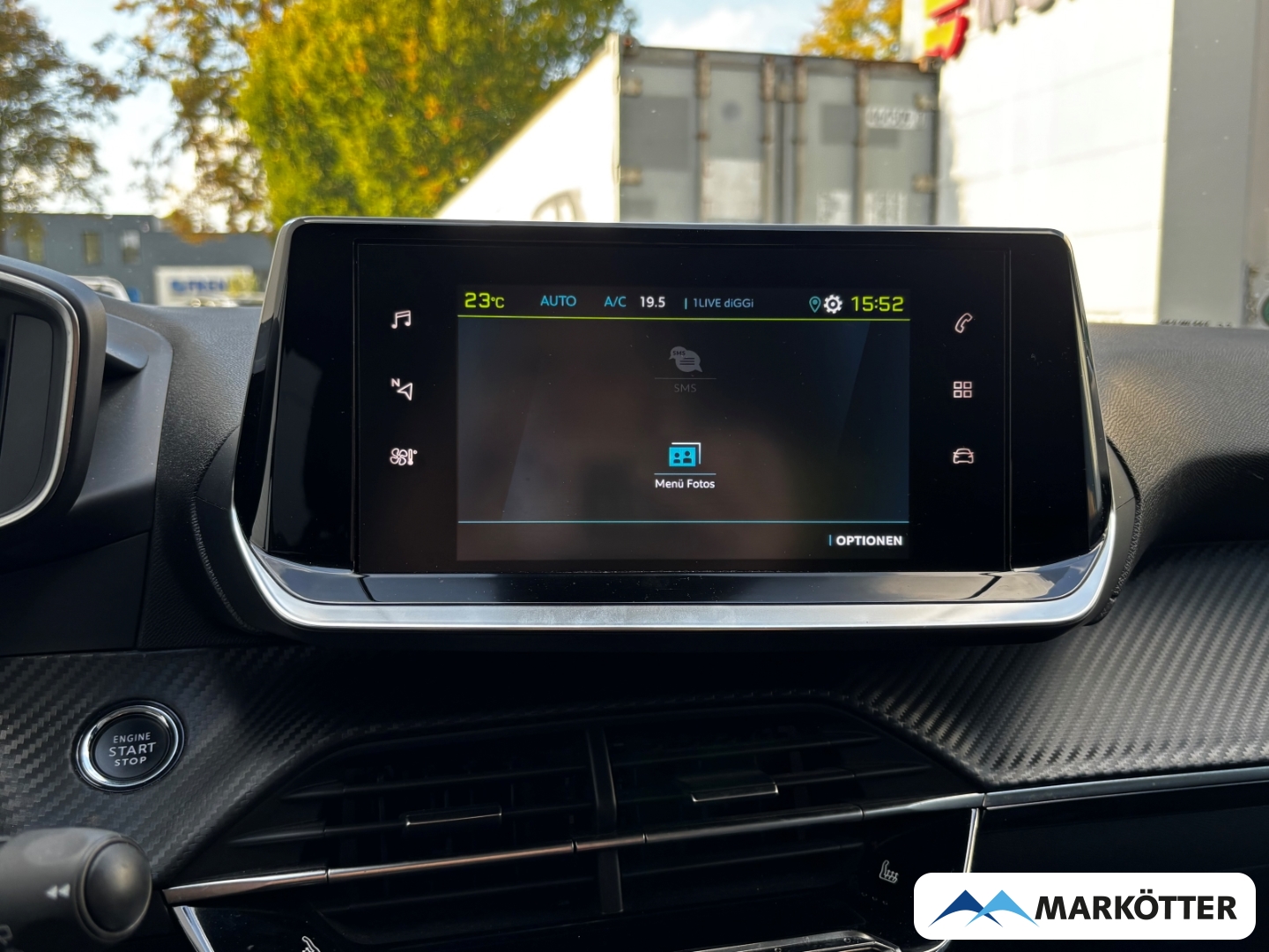 Fahrzeugabbildung Peugeot 208 e- Allure Pack ACC/CAM/LED/SHZ/CARPLAY/11kW