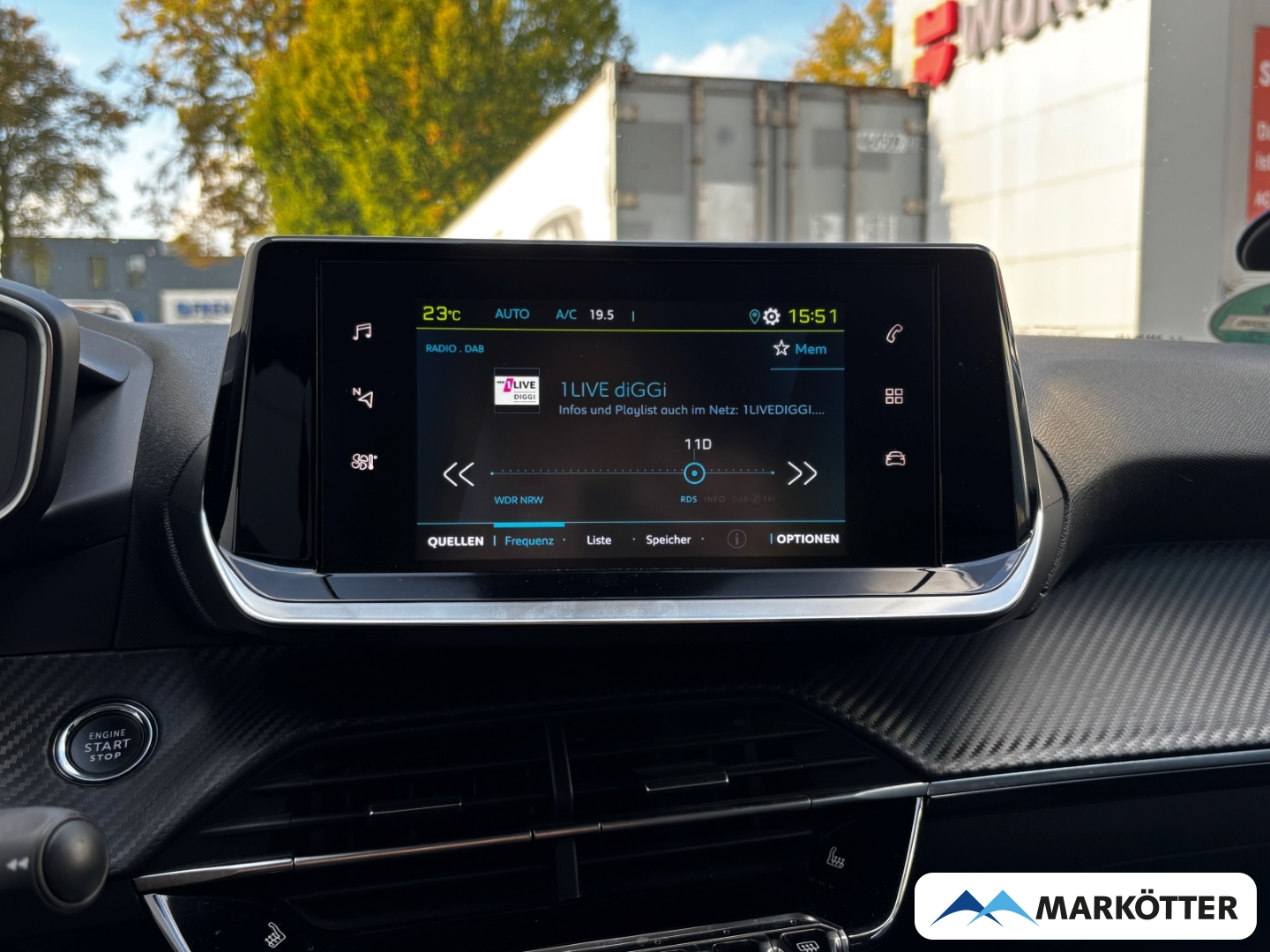 Fahrzeugabbildung Peugeot 208 e- Allure Pack ACC/CAM/LED/SHZ/CARPLAY/11kW