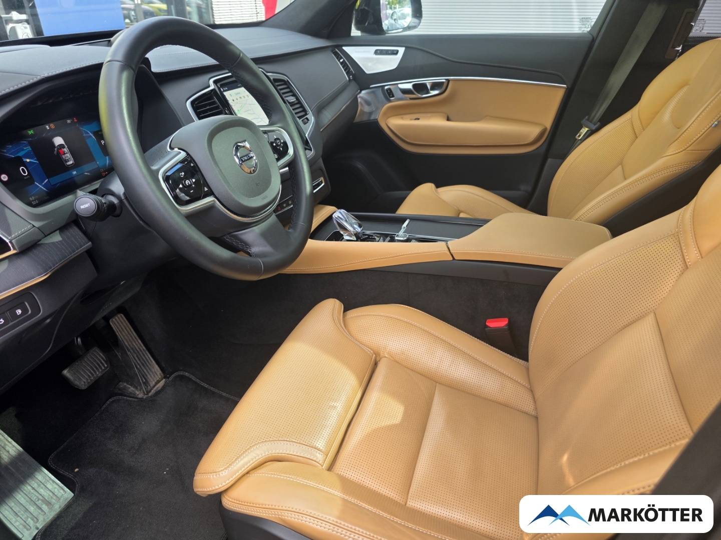 Fahrzeugabbildung Volvo XC90 T8 AWD Ultra Dark Recharge 7-Sitzer AD/B&W