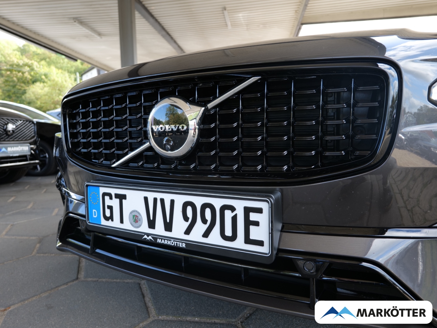 Fahrzeugabbildung Volvo V90 T6 AWD Plus Dark Recharge AHK/ACC/360°/H&K