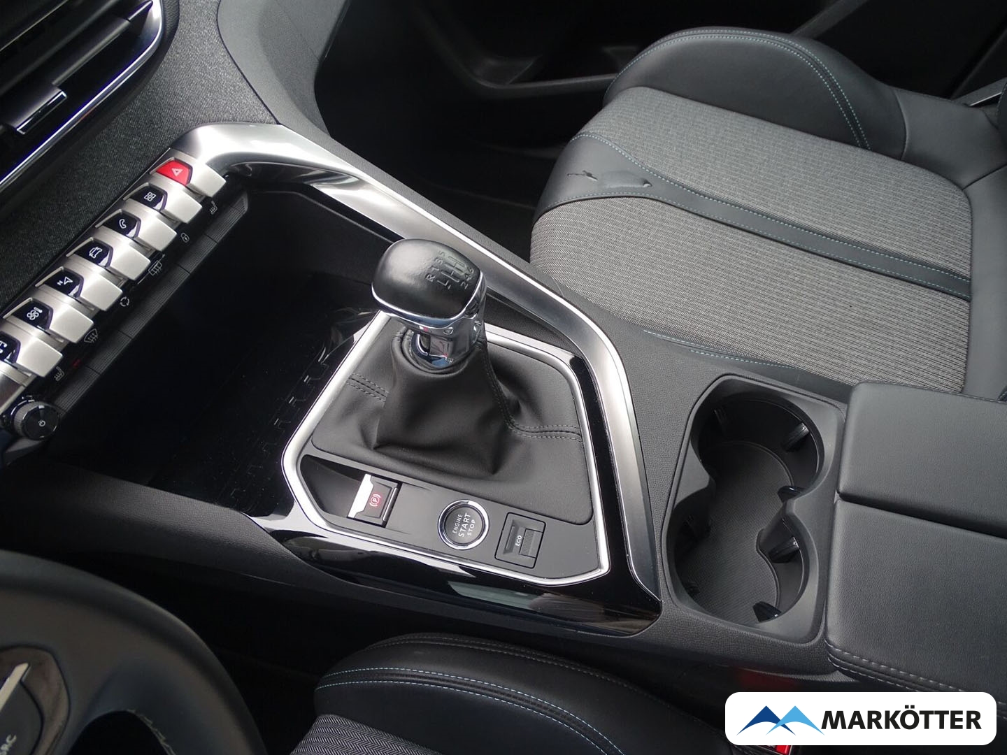 Fahrzeugabbildung Peugeot 5008 Allure Pack 1.2 PureTech 130 EU6d 7-Sitzer