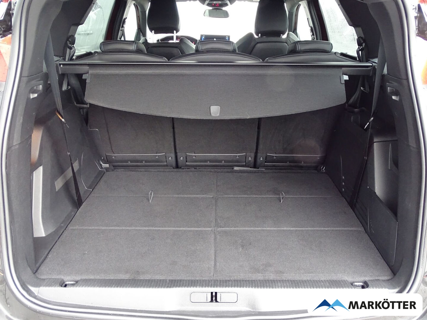 Fahrzeugabbildung Peugeot 5008 Allure Pack 1.2 PureTech 130 EU6d 7-Sitzer