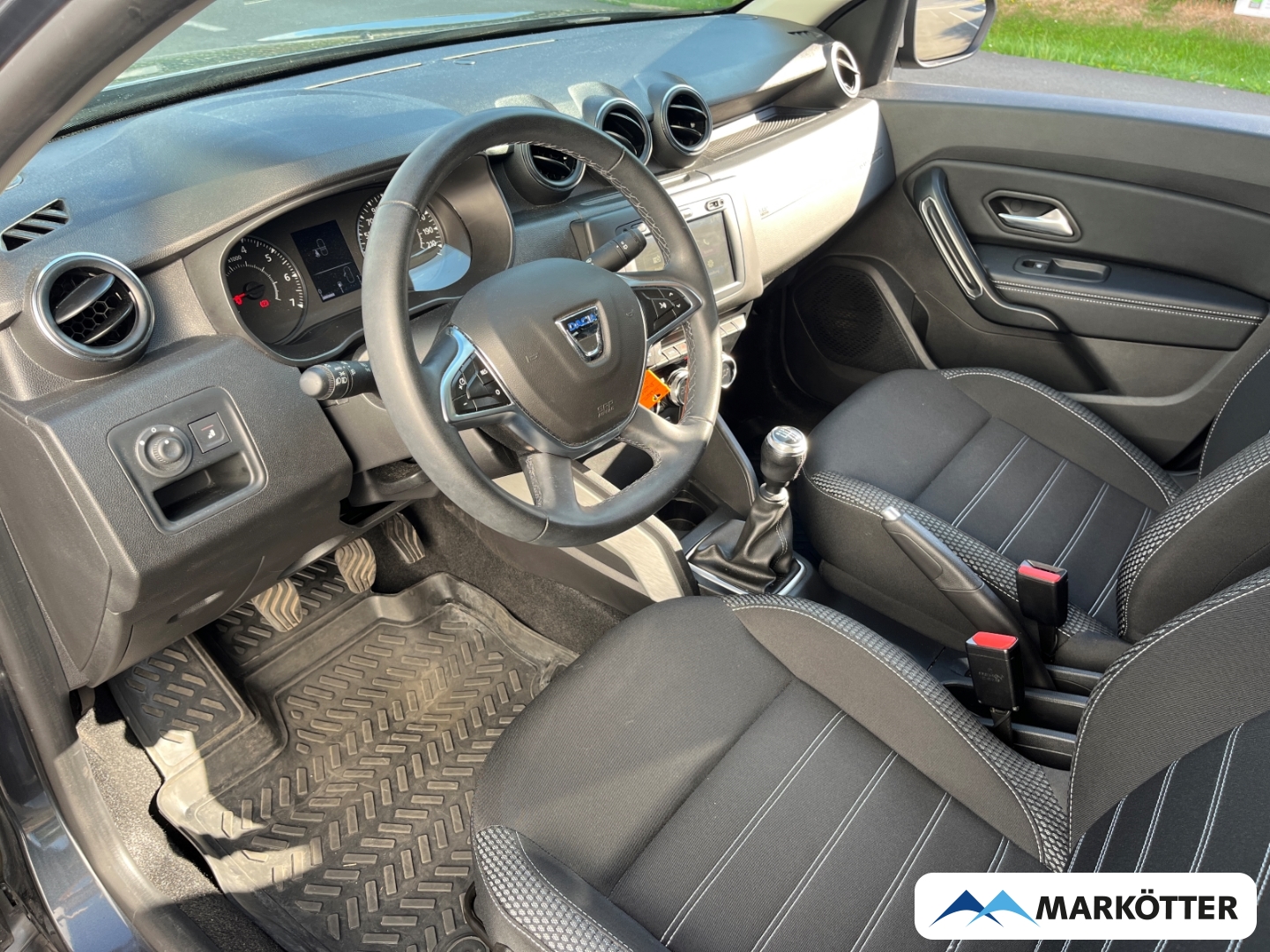 Fahrzeugabbildung Dacia Duster II Prestige 1.3 AHK/Totwinkel/Sitzheizung