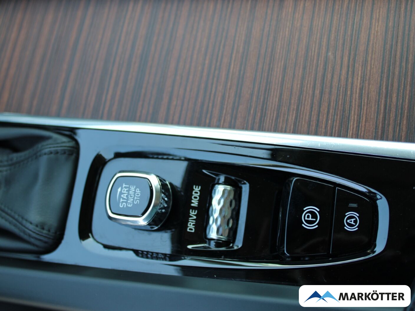 Fahrzeugabbildung Volvo XC60 D4 Inscription ACC/BLIS/Luftfahrwerk/AHK