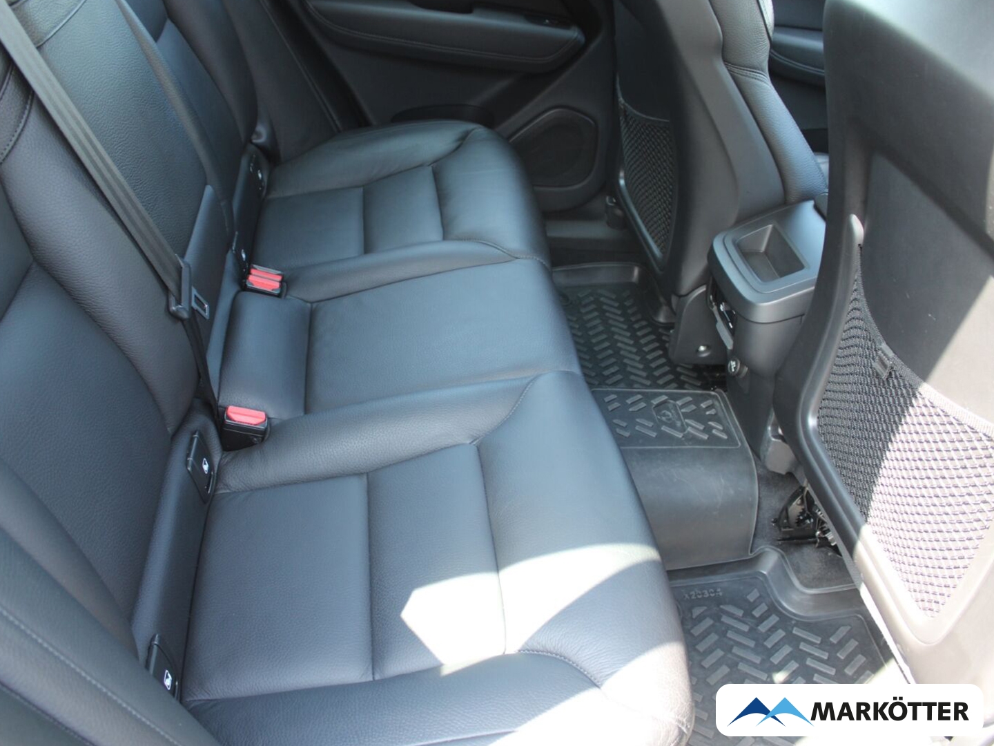 Fahrzeugabbildung Volvo XC60 D4 Inscription ACC/BLIS/Luftfahrwerk/AHK