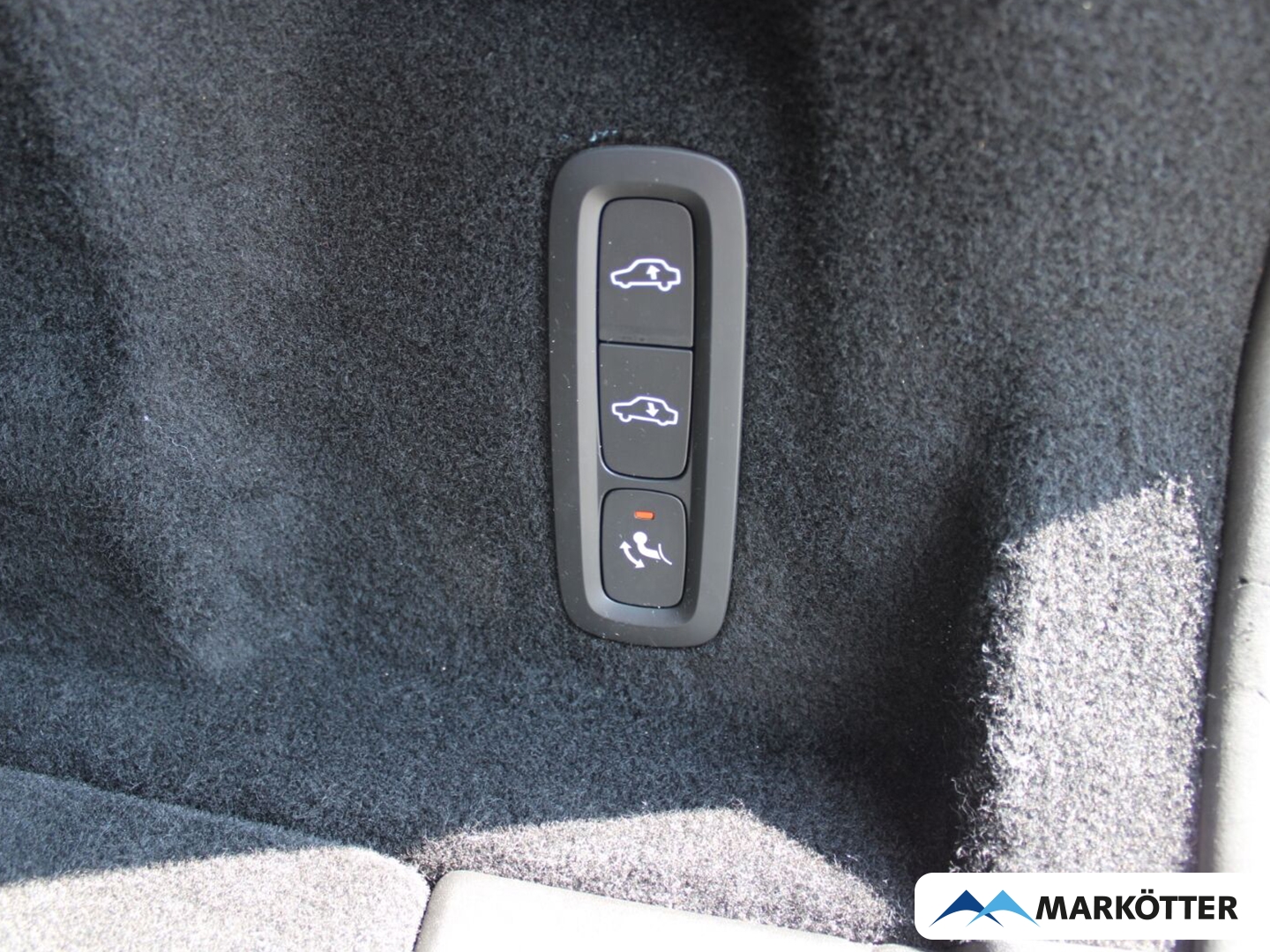 Fahrzeugabbildung Volvo XC60 D4 Inscription ACC/BLIS/Luftfahrwerk/AHK