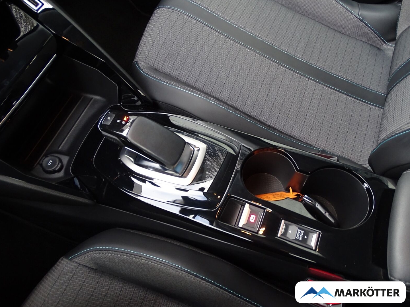 Fahrzeugabbildung Peugeot 208 e- Allure Pack LED/Navi/