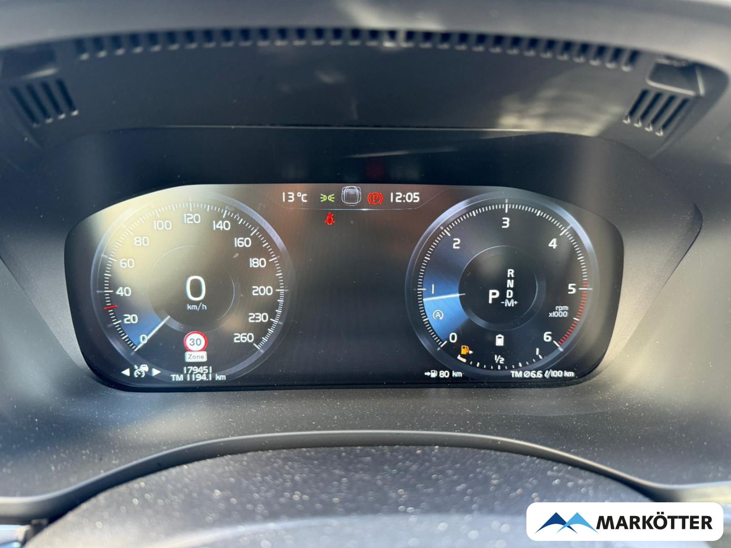 Fahrzeugabbildung Volvo XC60 B4 AWD R Design ACC/AHK/BLIS/HUD/PANO/360°