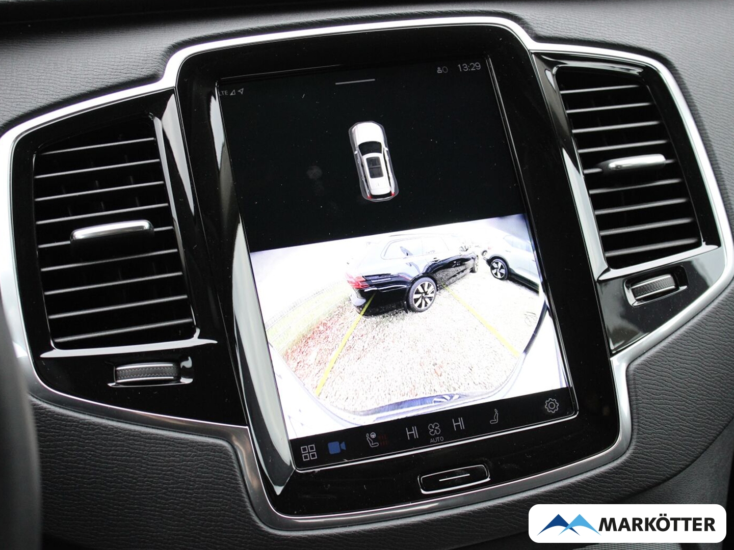 Fahrzeugabbildung Volvo XC90 T8 Core AWD 7-Sitzer/ACC/CAM/AHK/20''/SHZ