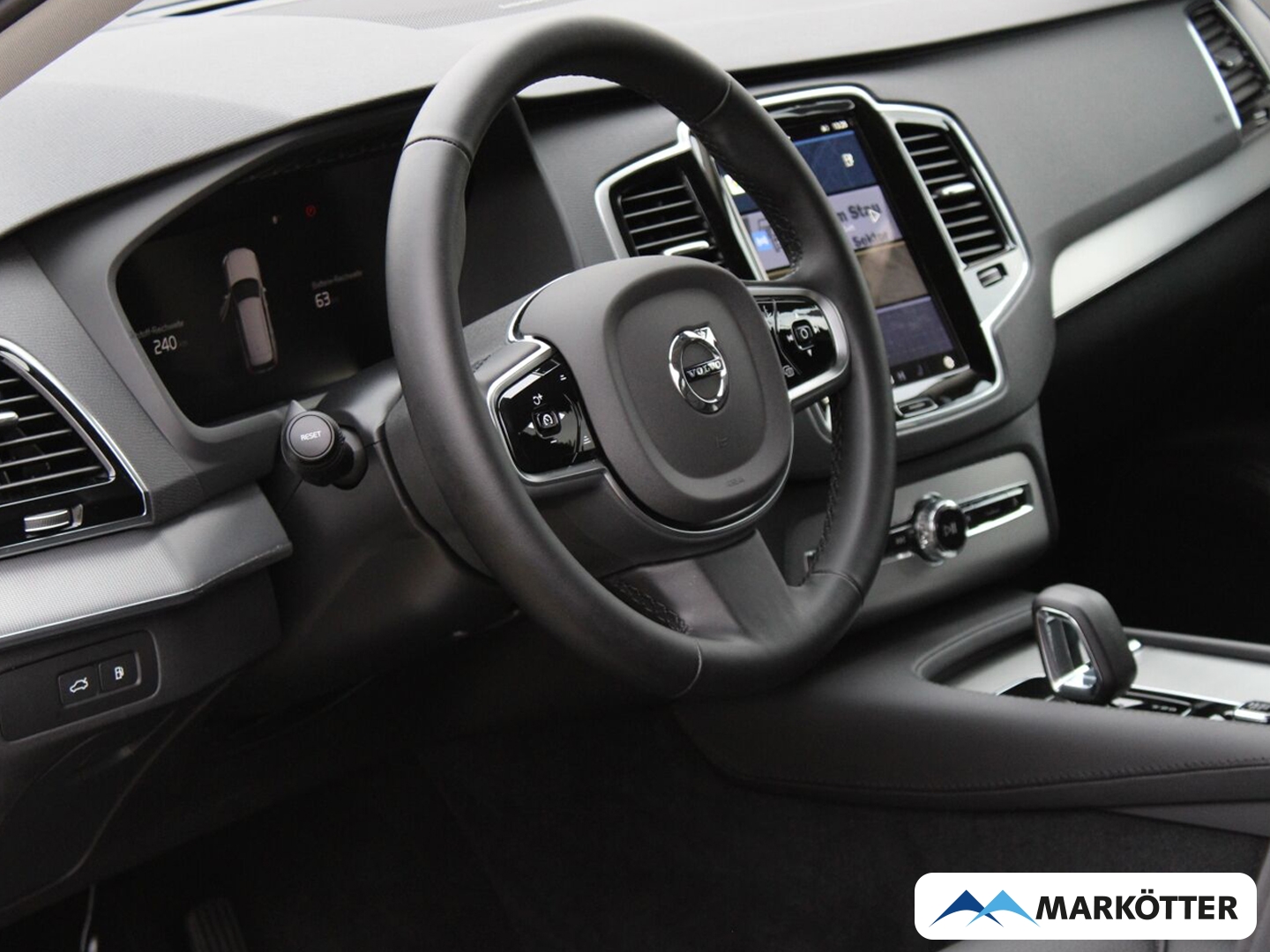 Fahrzeugabbildung Volvo XC90 T8 Core AWD 7-Sitzer/ACC/CAM/AHK/20''/SHZ