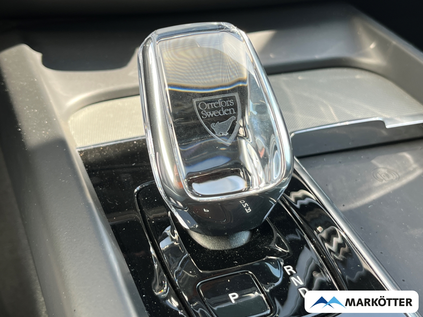 Fahrzeugabbildung Volvo XC60 T6 AWD Recharge Plus Dark ACC/Pano/H&K/AHK