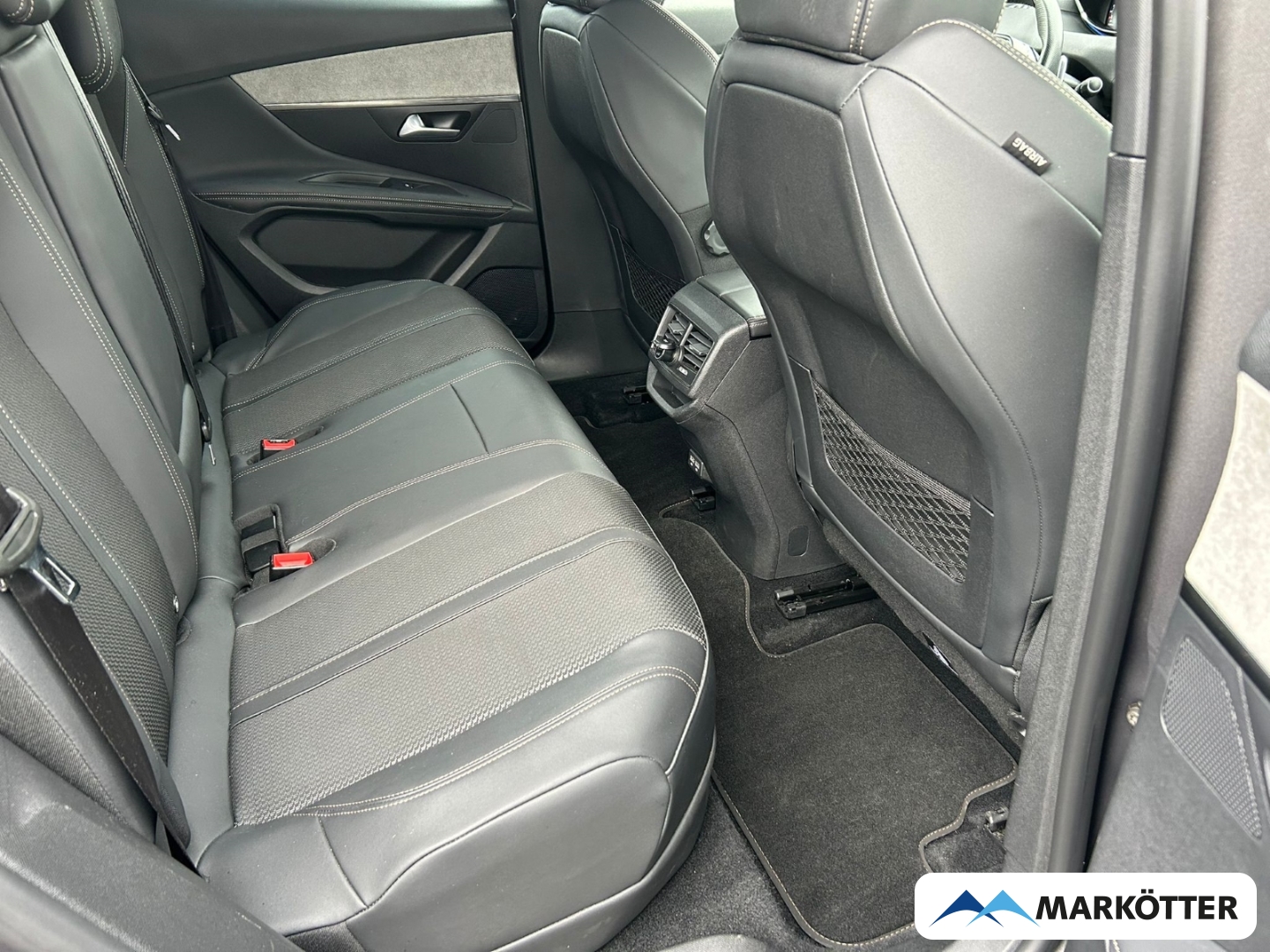 Fahrzeugabbildung Peugeot 3008 1.6 Hybrid 225(Plug-In),GT ab 1,99%/BLIS/CAM180°