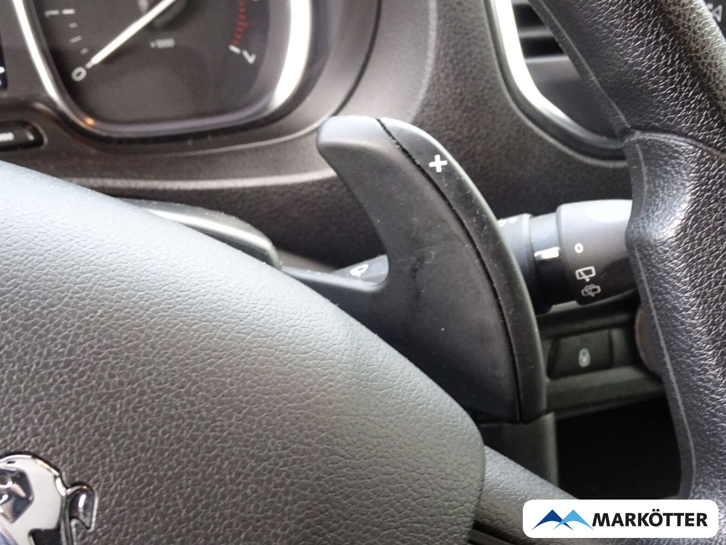 Fahrzeugabbildung Peugeot Traveller Business L2 2.0 180/9-Sitze/Cam/AHK