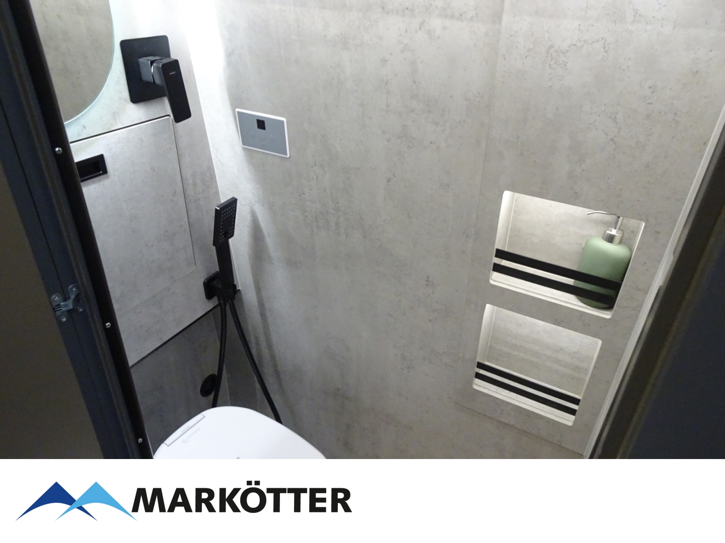 Fahrzeugabbildung Globe-Traveller Falcon 2Z *4motion*PreviewMesseEssen 25.-01.03.26