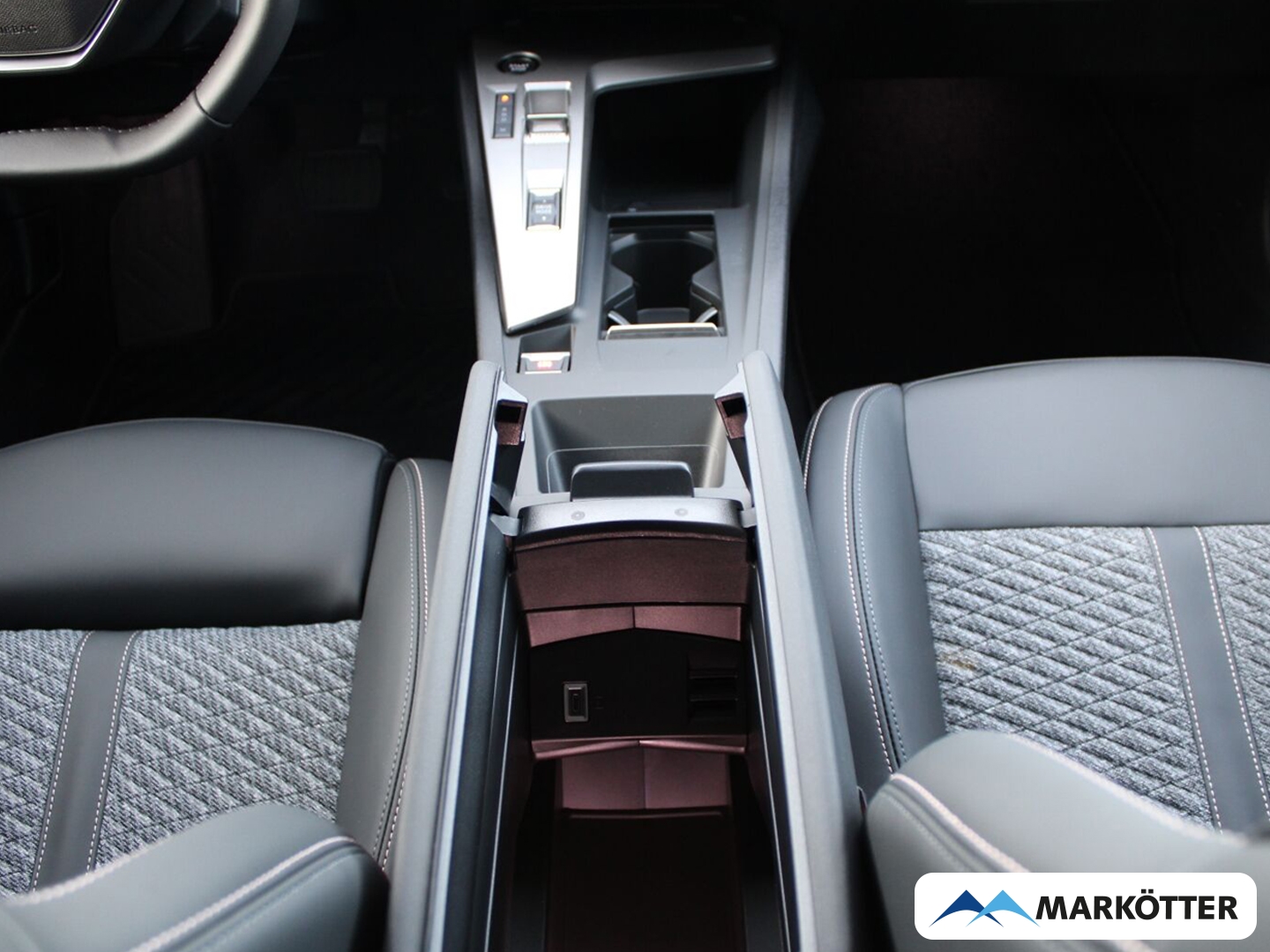 Fahrzeugabbildung Peugeot 308 SW Hybrid 145 Allure Facelift, 360°Kamera, Navi, Keyless