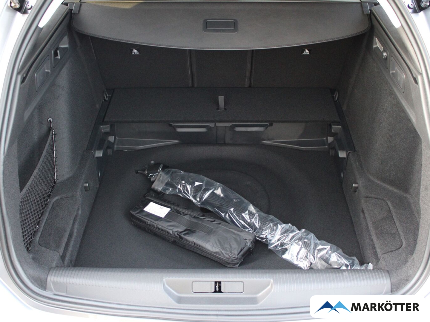 Fahrzeugabbildung Peugeot 308 SW Hybrid 145 Allure Facelift, 360°Kamera, Navi, Keyless