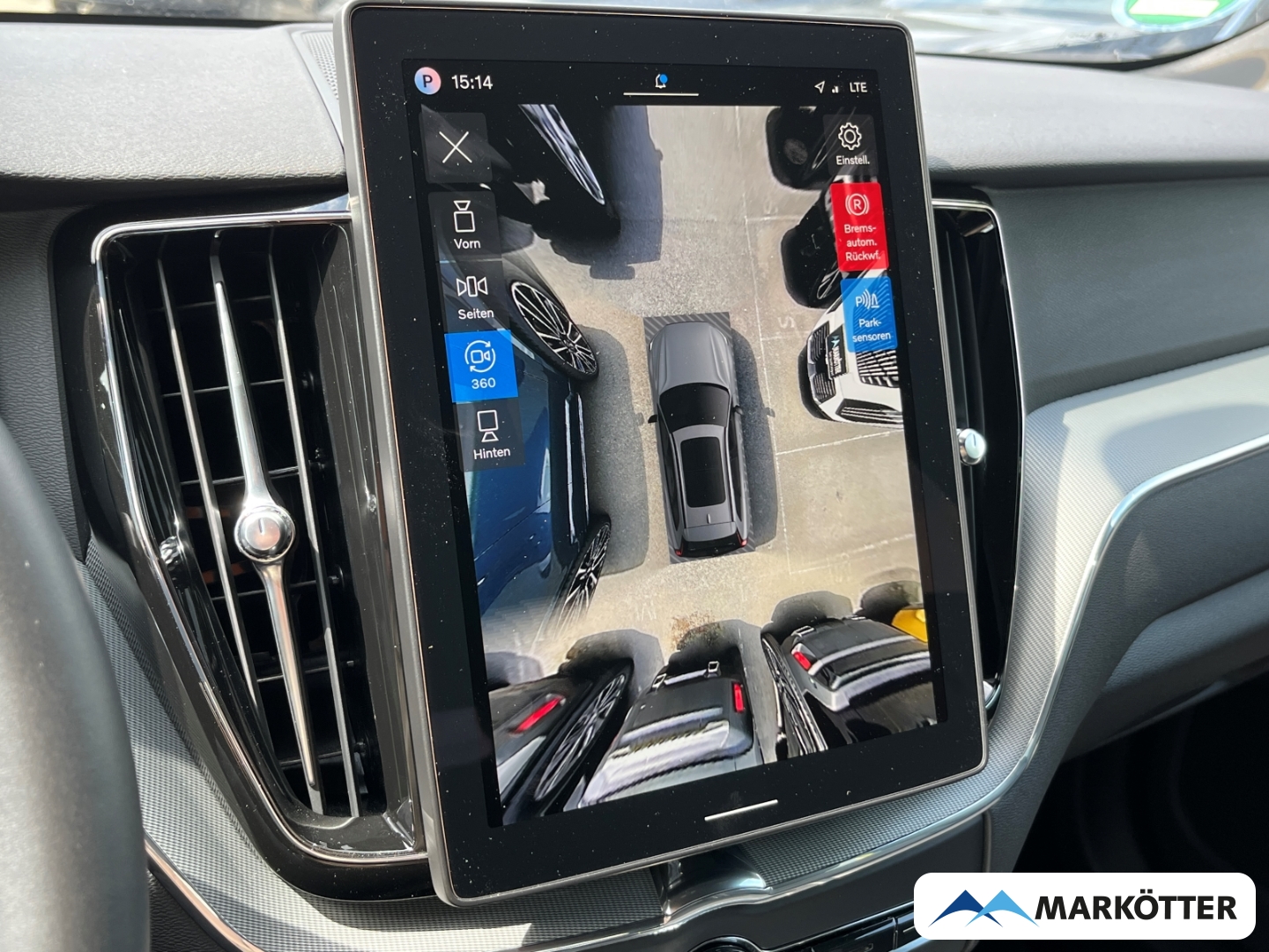 Fahrzeugabbildung Volvo XC60 T8 AWD Plus Black Recharge ACC/H&K/AHK/360°