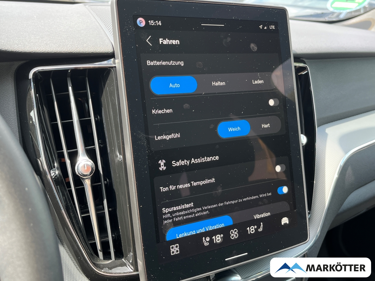 Fahrzeugabbildung Volvo XC60 T8 AWD Plus Black Recharge ACC/H&K/AHK/360°