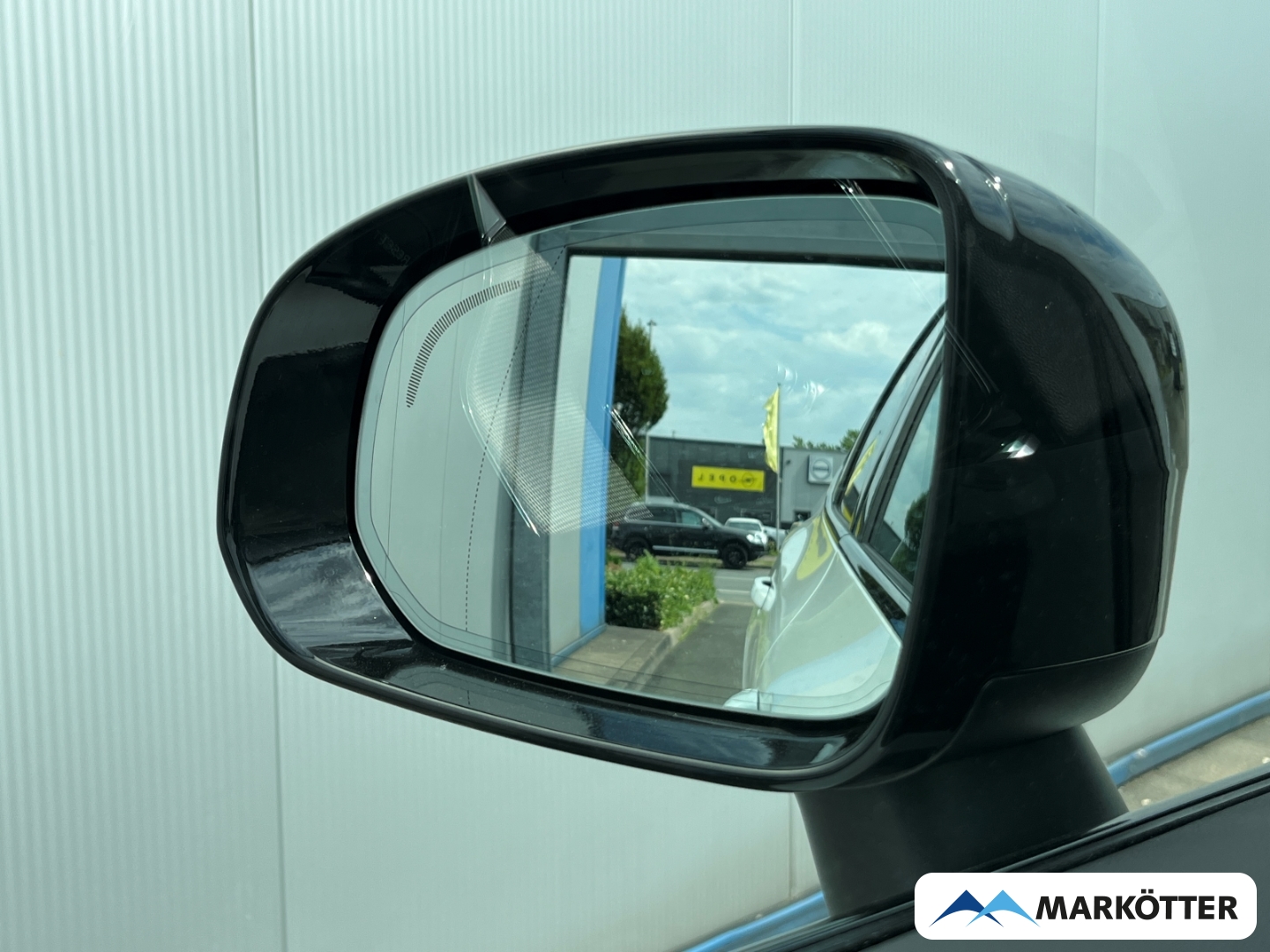 Fahrzeugabbildung Volvo XC60 T8 AWD Plus Black Recharge ACC/H&K/AHK/360°