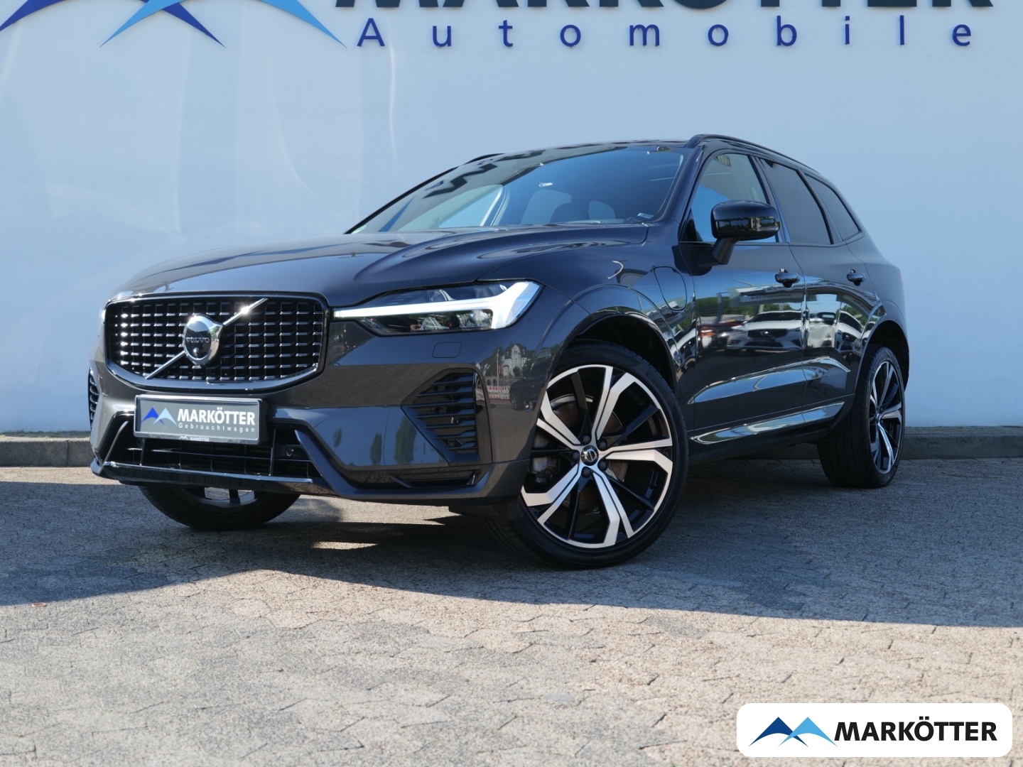 Fahrzeugabbildung Volvo XC60 T6 AWD R-Design /AHK/360CAM/21 Zoll/