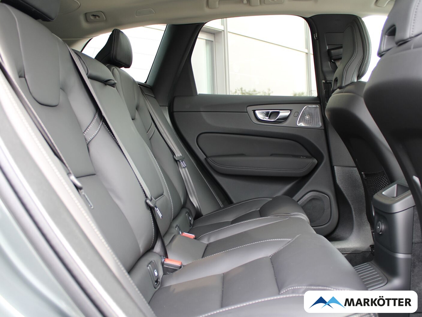 Fahrzeugabbildung Volvo XC60 Ultra Bright Recharge Plug-In Hybrid AWD