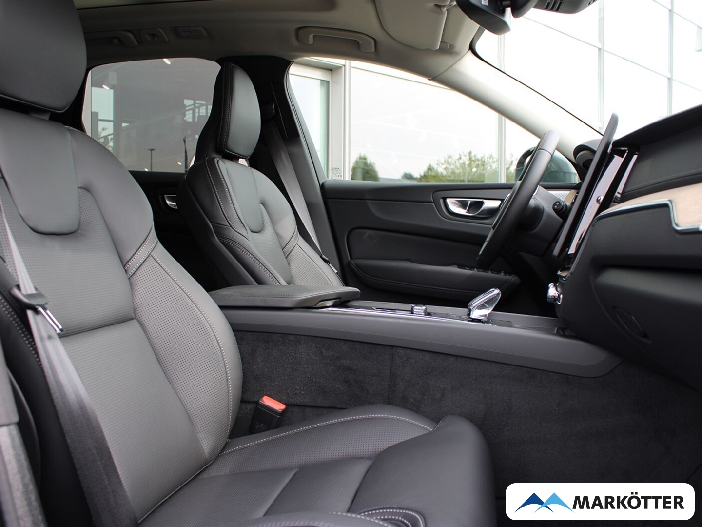 Fahrzeugabbildung Volvo XC60 Ultra Bright Recharge Plug-In Hybrid AWD
