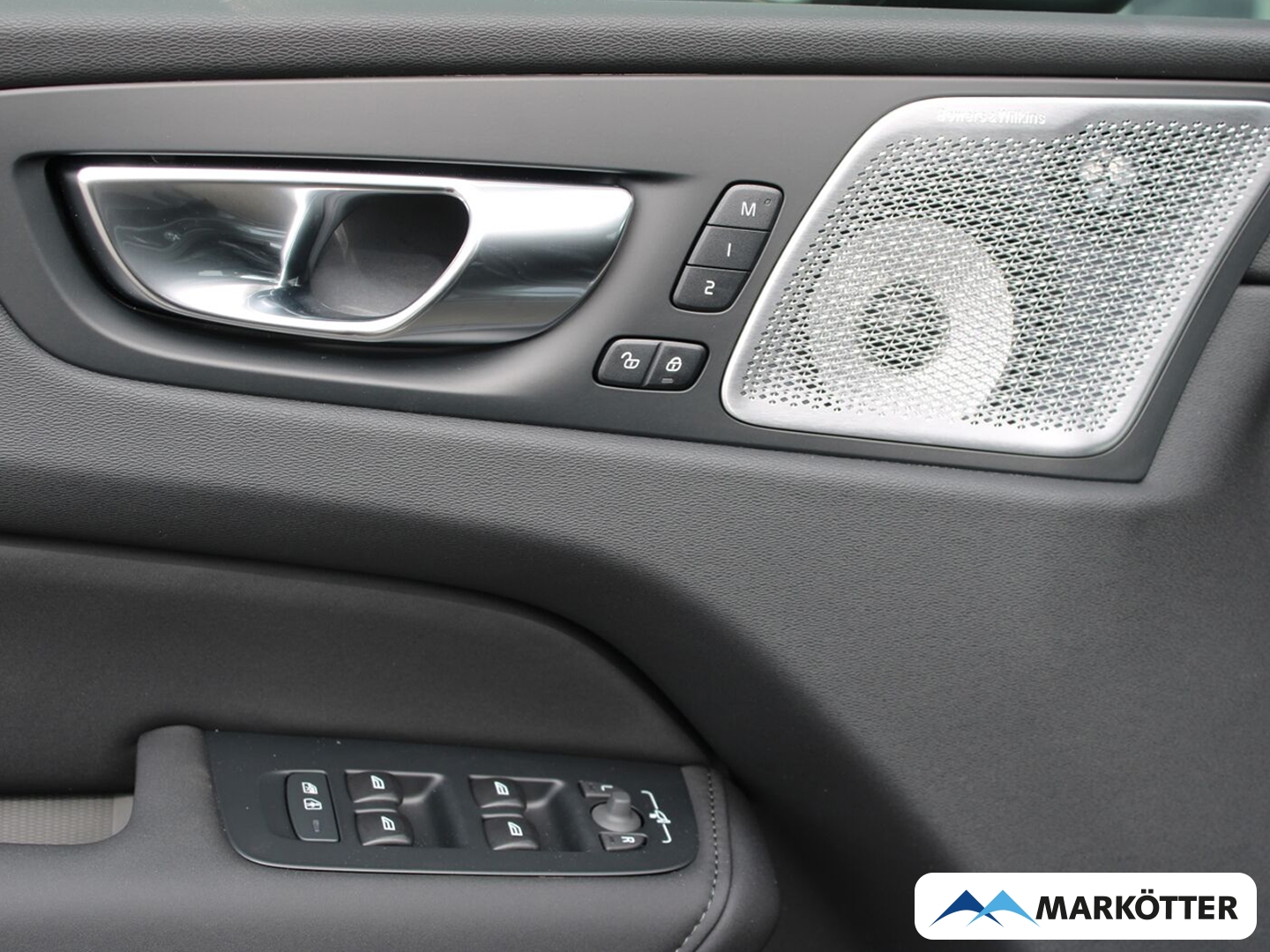 Fahrzeugabbildung Volvo XC60 Ultra Bright Recharge Plug-In Hybrid AWD
