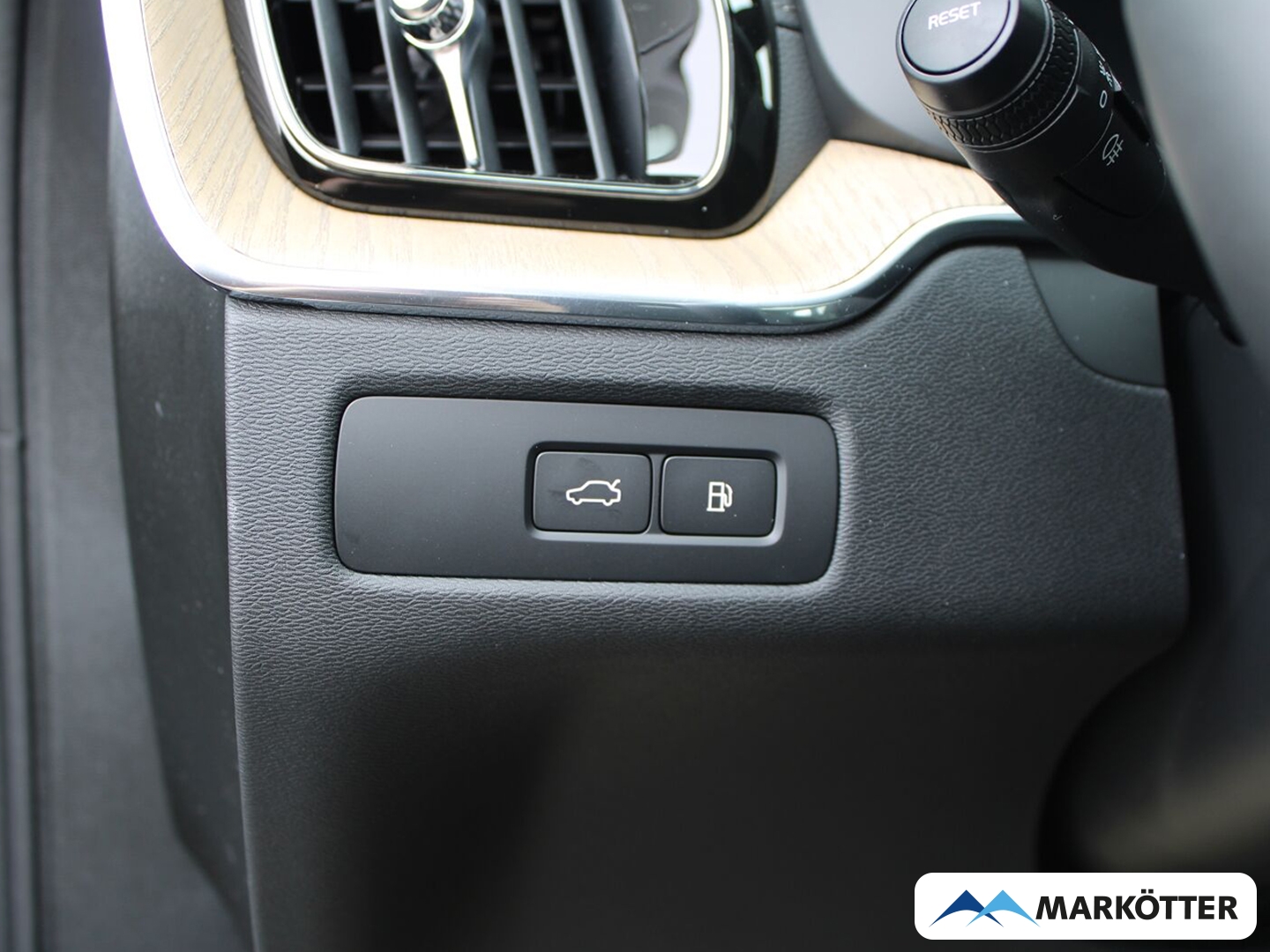 Fahrzeugabbildung Volvo XC60 Ultra Bright Recharge Plug-In Hybrid AWD