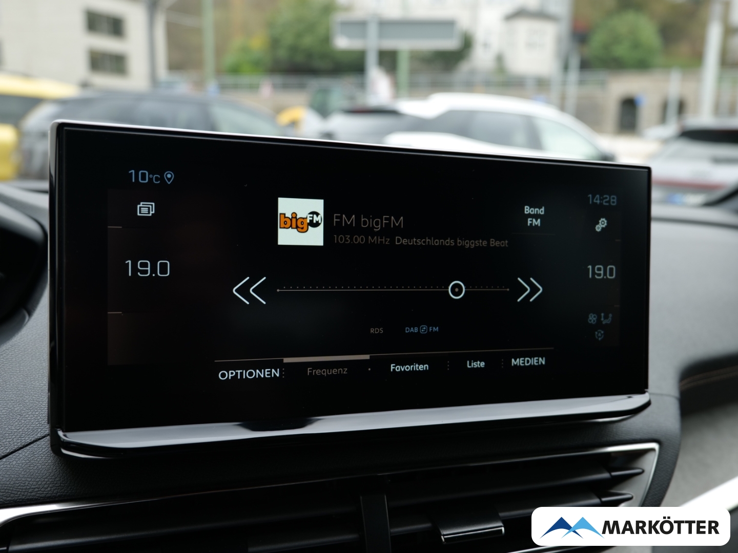 Fahrzeugabbildung Peugeot 3008 1.2 GT CAM/Totwinkel/ACC/SHZ