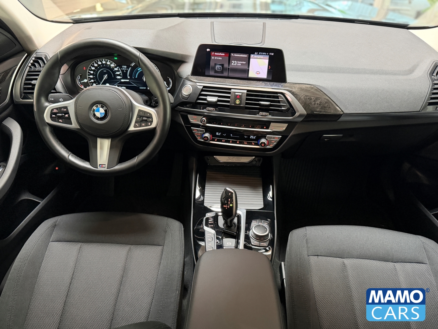 Fahrzeugabbildung BMW X3 xDrive 30e Advantage AHK/360CAM/ACC/SHZ