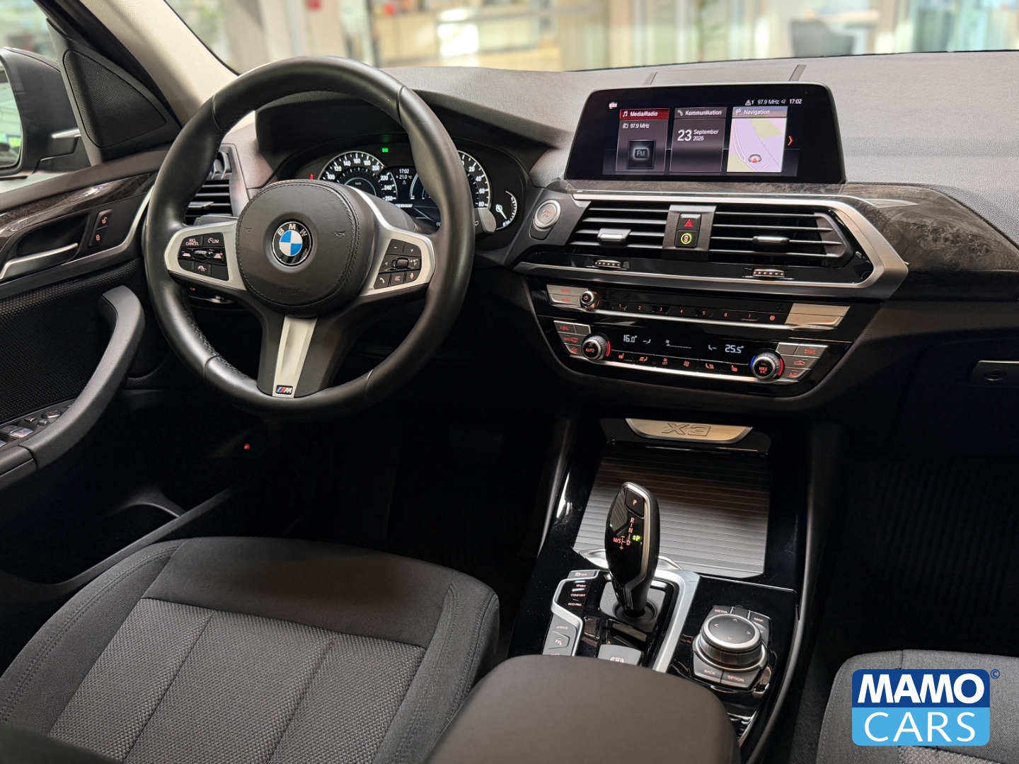 Fahrzeugabbildung BMW X3 xDrive 30e Advantage AHK/360CAM/ACC/SHZ