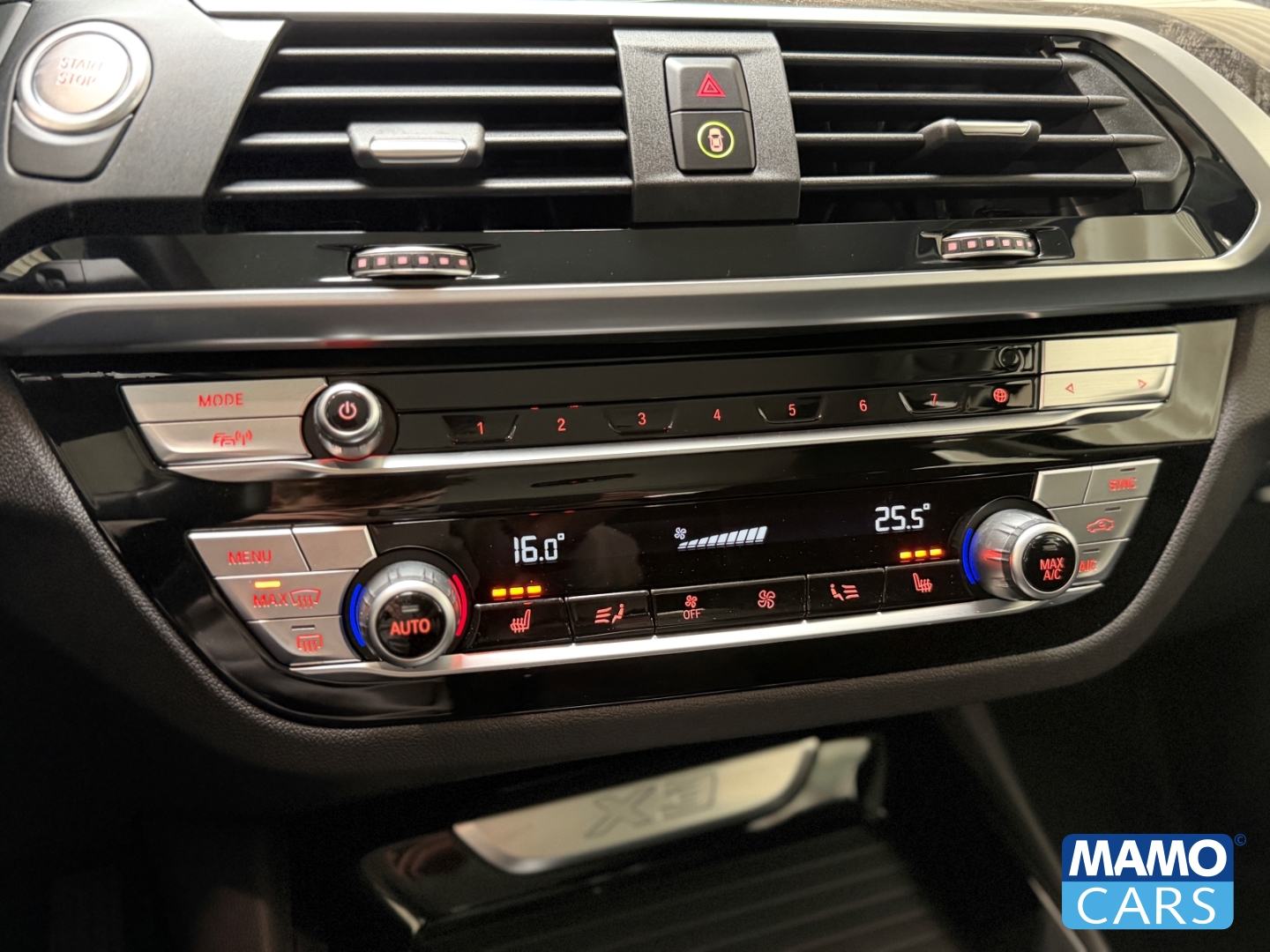 Fahrzeugabbildung BMW X3 xDrive 30e Advantage AHK/360CAM/ACC/SHZ