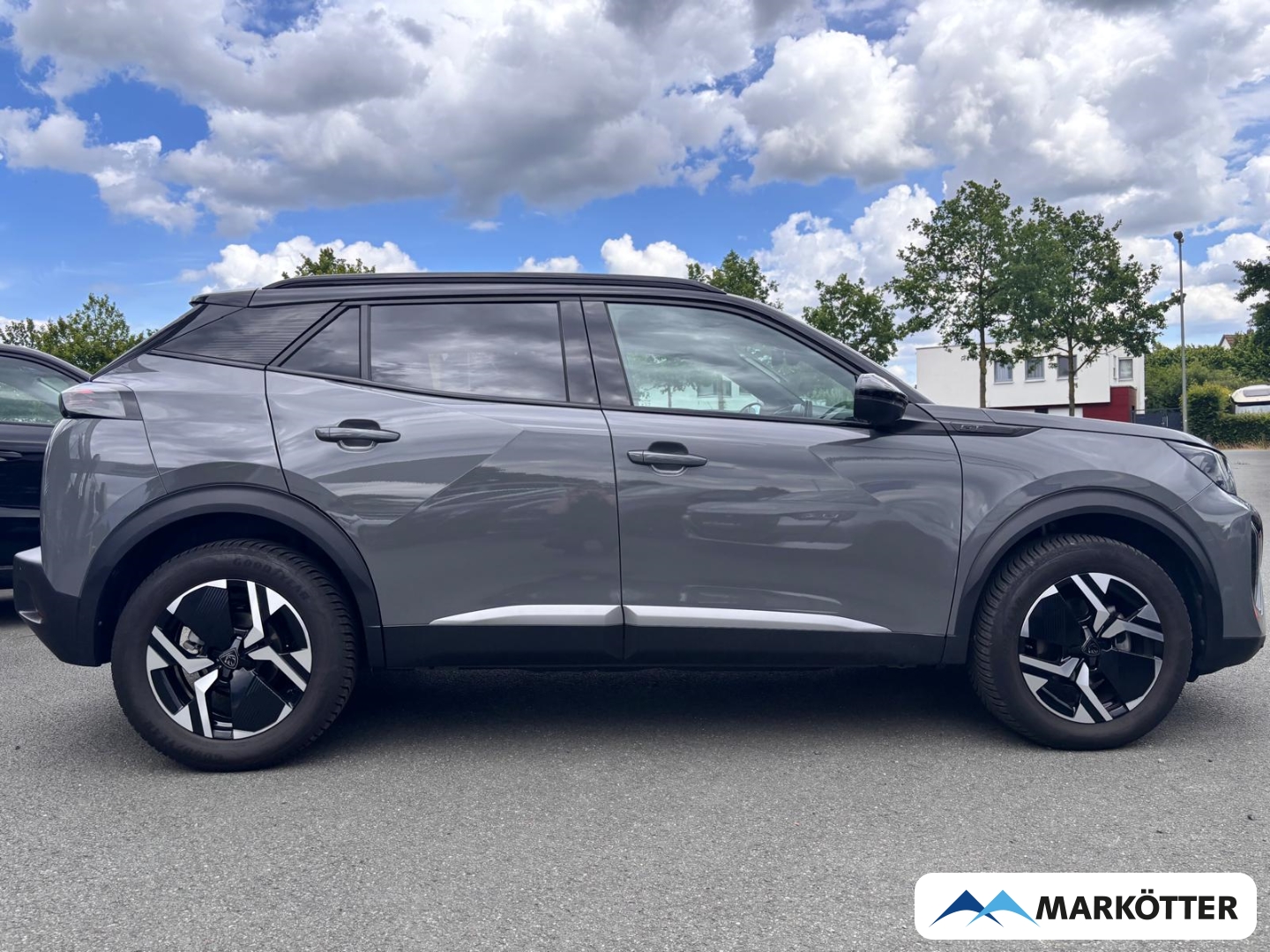 Fahrzeugabbildung Peugeot 2008 GT PANO/AHK/ALCANTARA/LED/NAVI/CAM/SHZ/MASSAGE