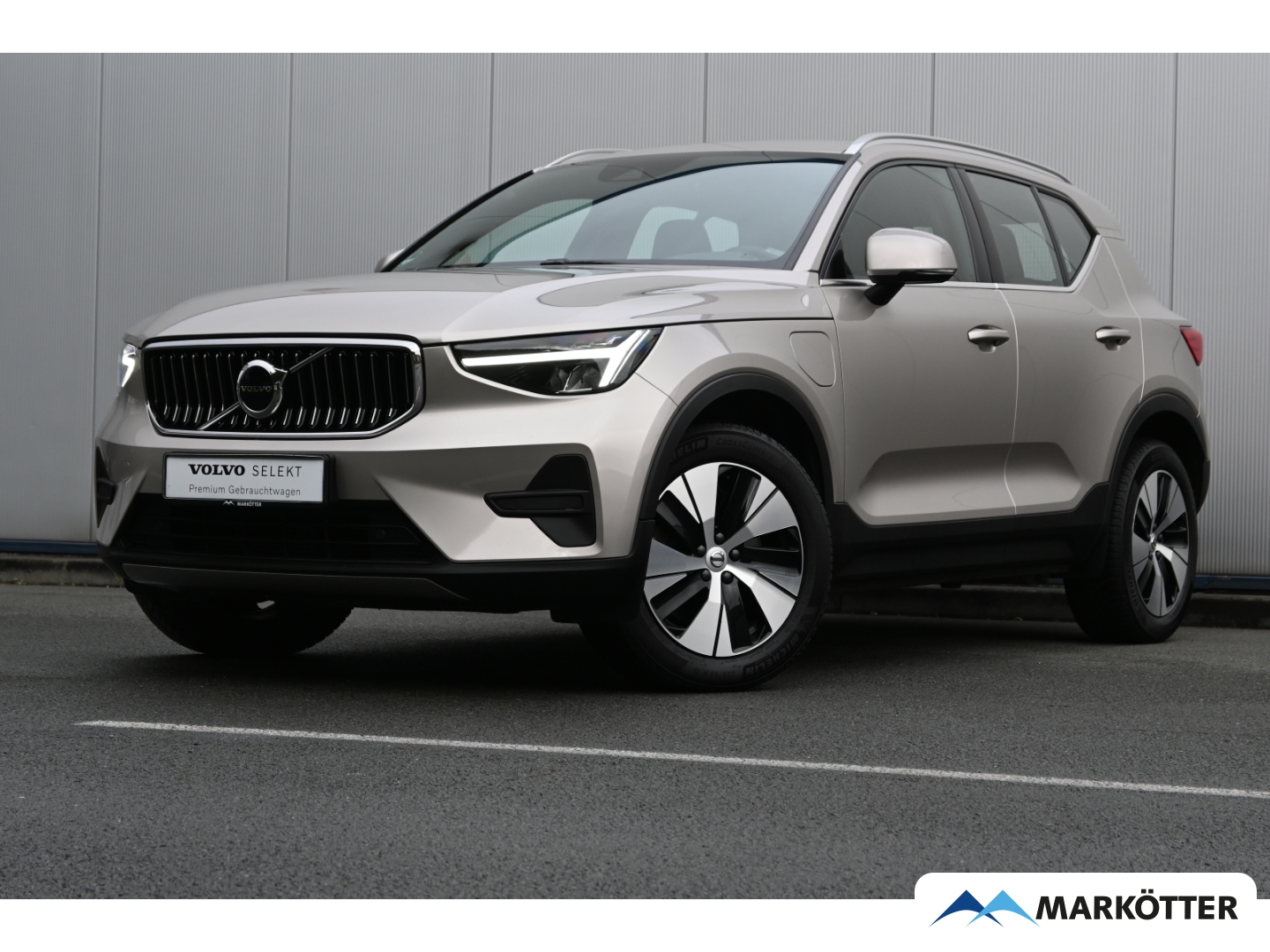 Fahrzeugabbildung Volvo XC40 T5 Plus Bright Recharge ACC/AHK/BLIS/Keyless