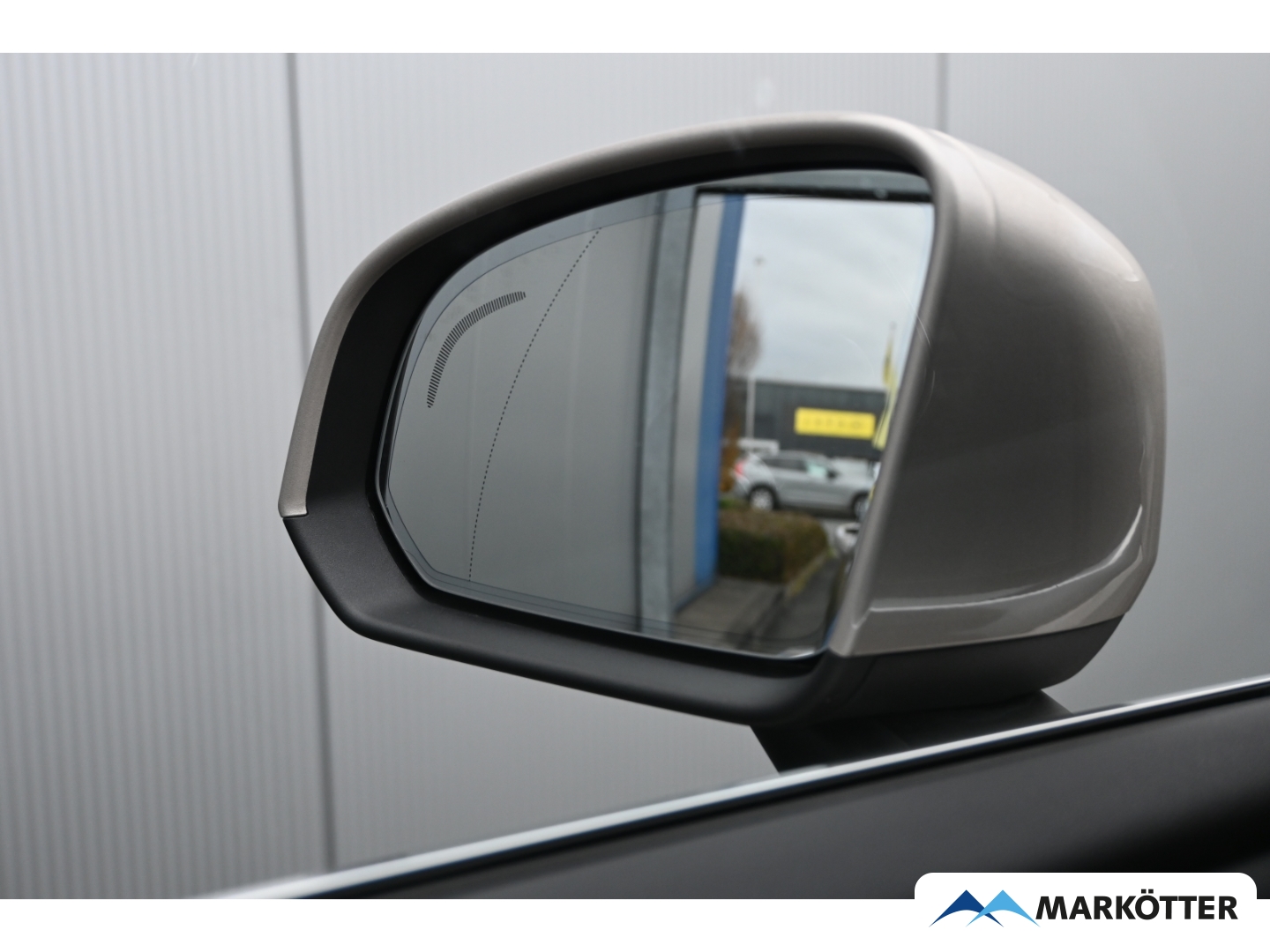 Fahrzeugabbildung Volvo XC40 T5 Plus Bright Recharge ACC/AHK/BLIS/Keyless