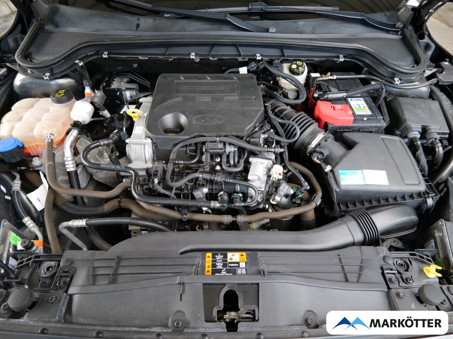 Fahrzeugabbildung Ford Focus 1.0 EcoBoost Cool&Connect LED/2x PDC/SHZ