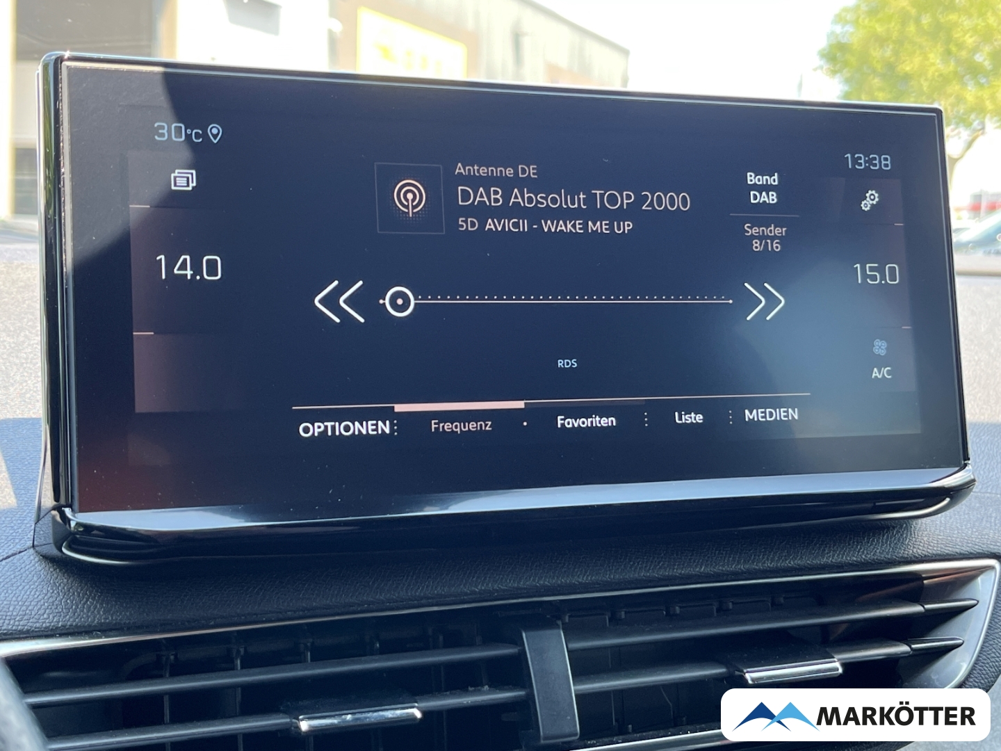 Fahrzeugabbildung Peugeot 3008 GT 130 ACC/Keyless/Black-Packet/Schiebedach