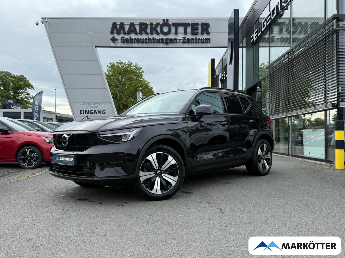 Fahrzeugabbildung Volvo XC40 AWD Plus Recharge Pure Electric ACC/BLIS/WP